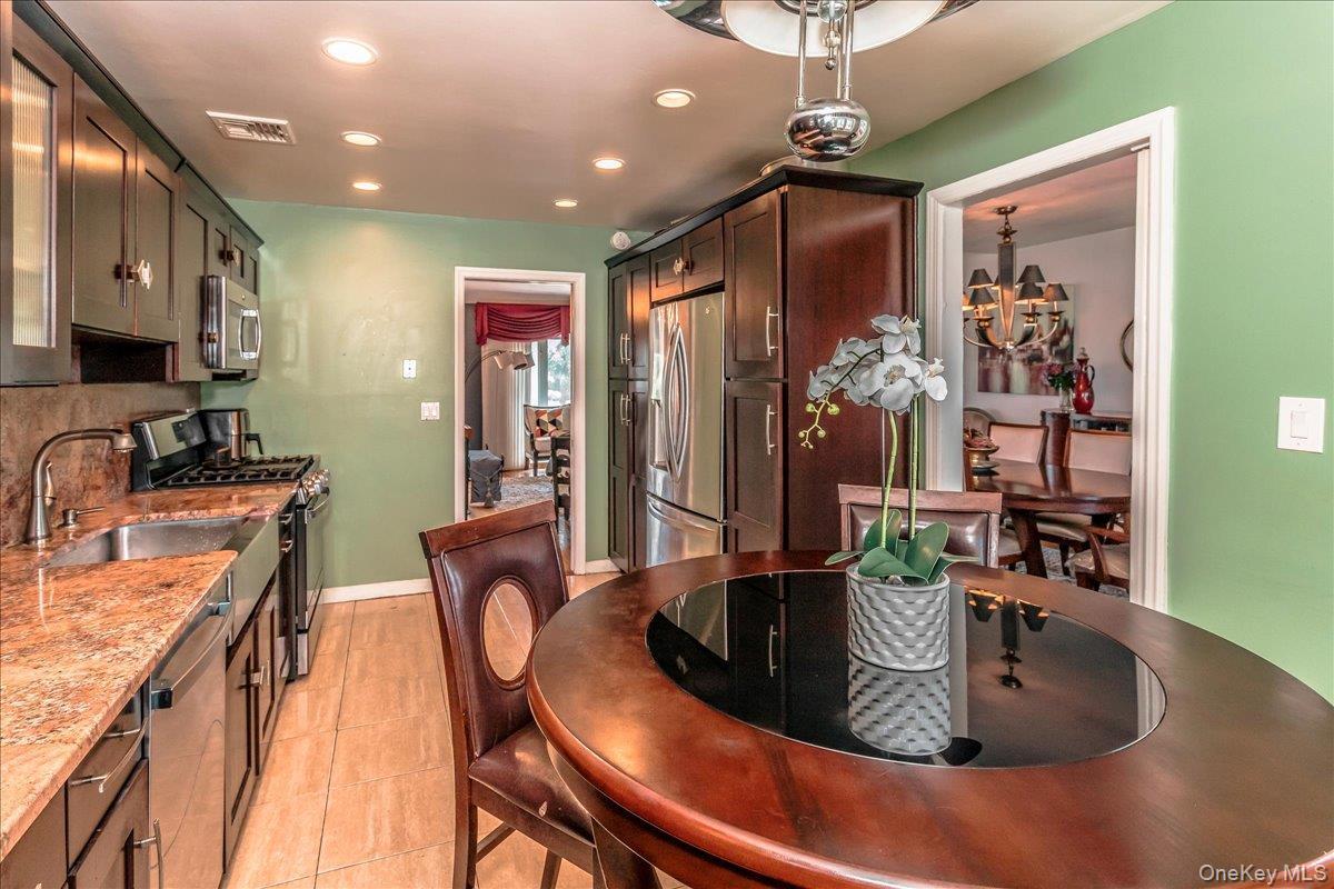 Single Family Rosalie  Nassau County, NY 11554, MLS-895661-6