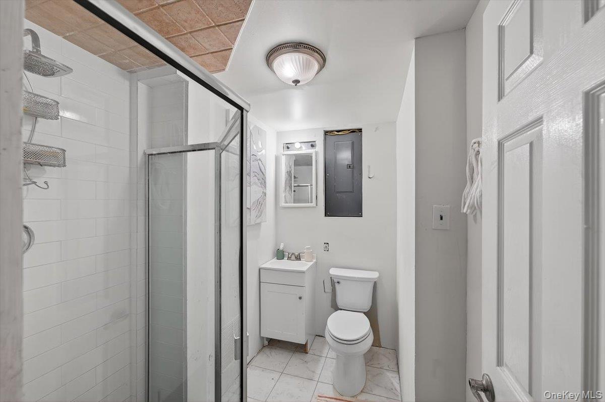 Single Family Sugarbush  Suffolk County, NY 11727, MLS-895674-10