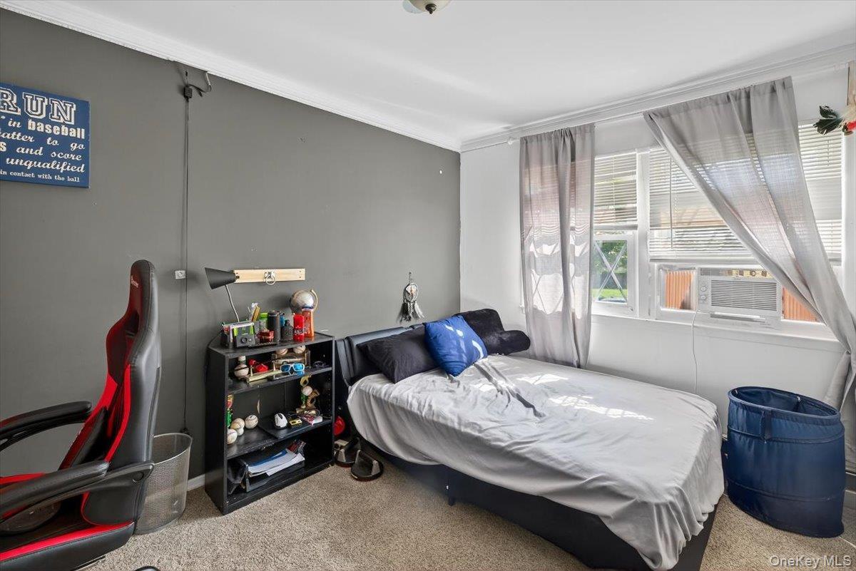 Single Family Sugarbush  Suffolk County, NY 11727, MLS-895674-12