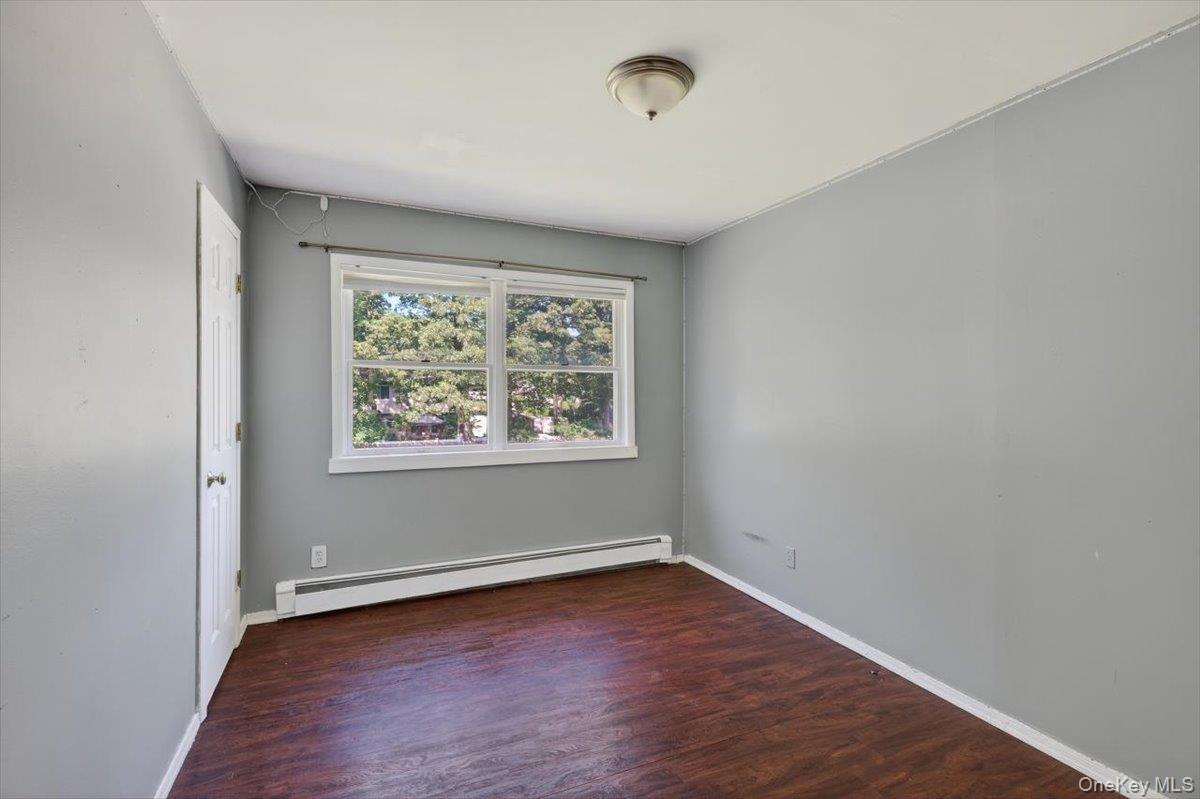 Single Family Sugarbush  Suffolk County, NY 11727, MLS-895674-15