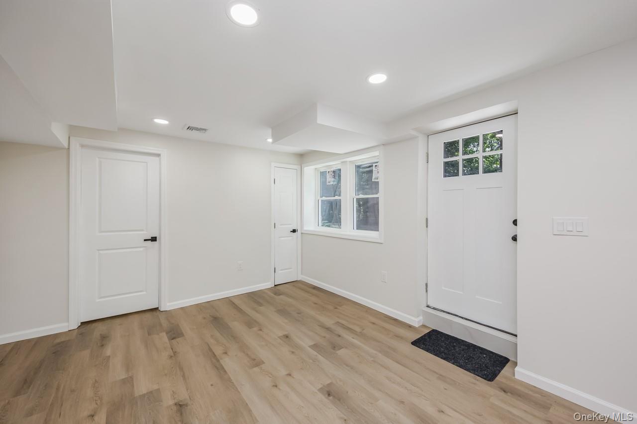 Single Family Maple  Suffolk County, NY 11743, MLS-895730-22