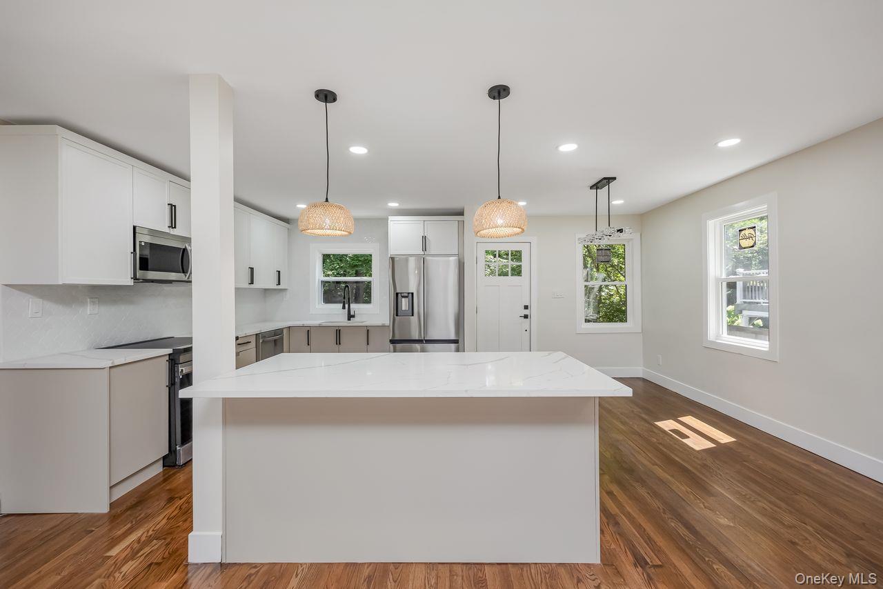 Single Family Maple  Suffolk County, NY 11743, MLS-895730-7