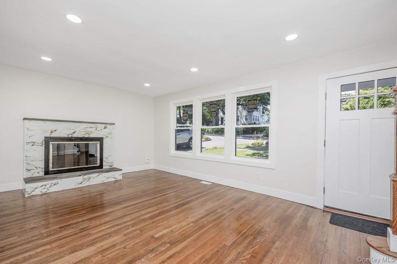 Single Family Maple  Suffolk County, NY 11743, MLS-895730-9