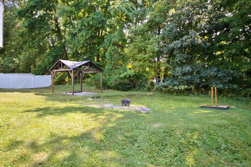 Single Family Angelo  Orange County, NY 12549, MLS-895739-46