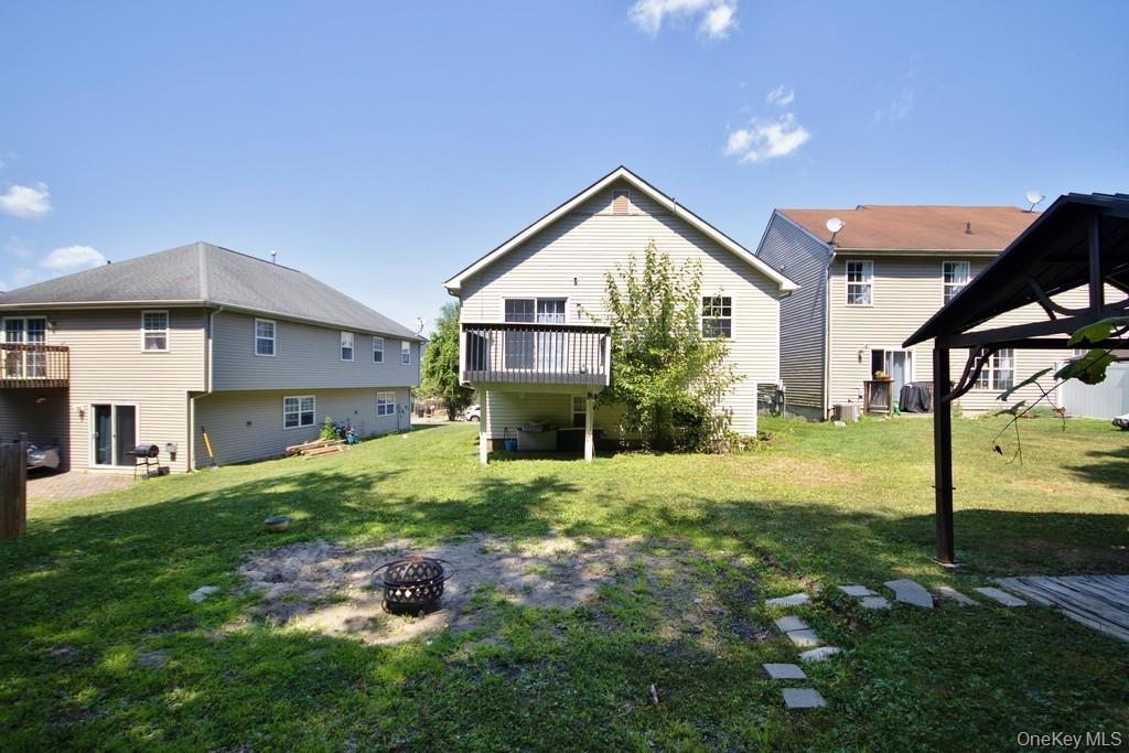 Single Family Angelo  Orange County, NY 12549, MLS-895739-5