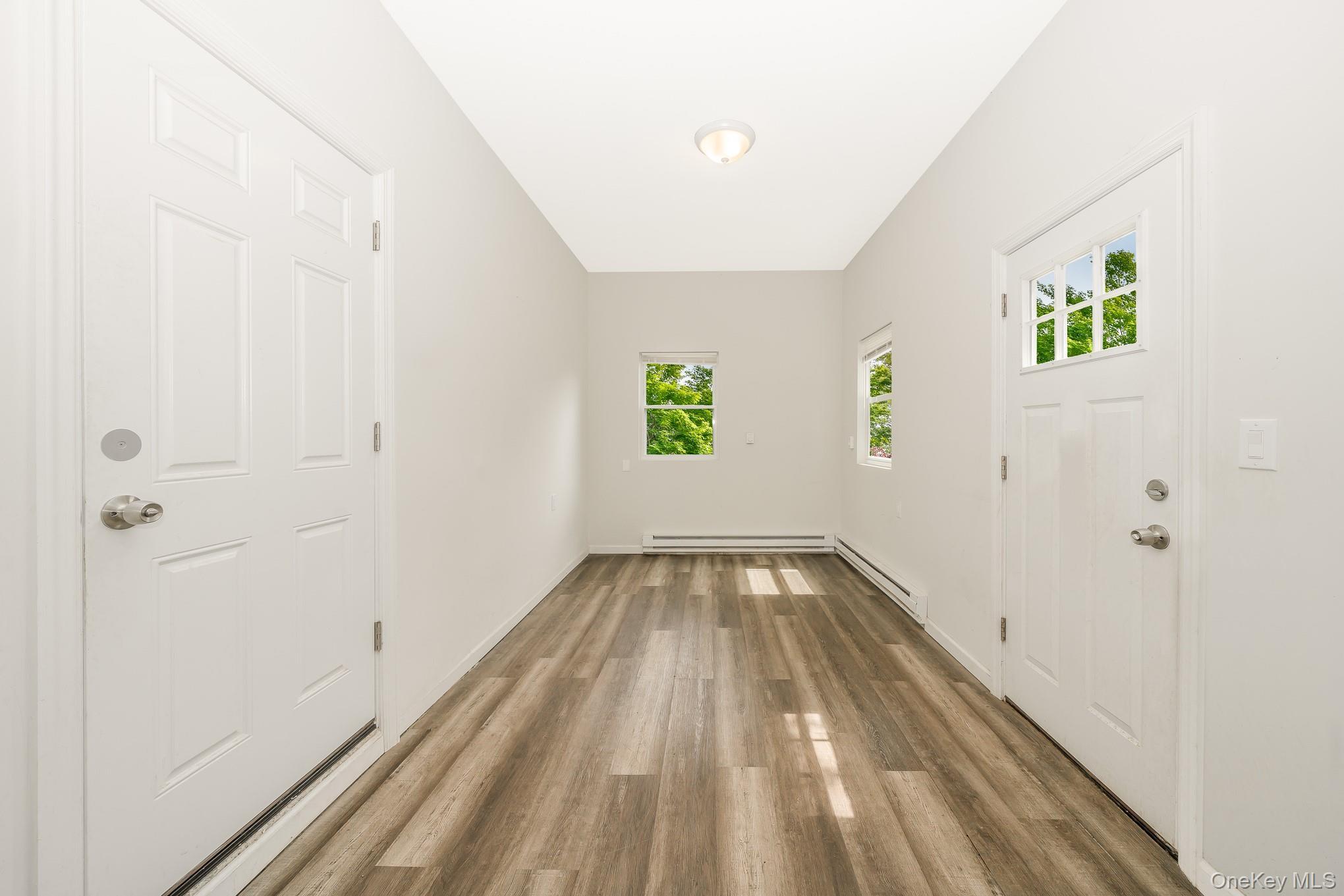 Single Family Pinetop Suffolk County, NY 11967, MLS-895748-11