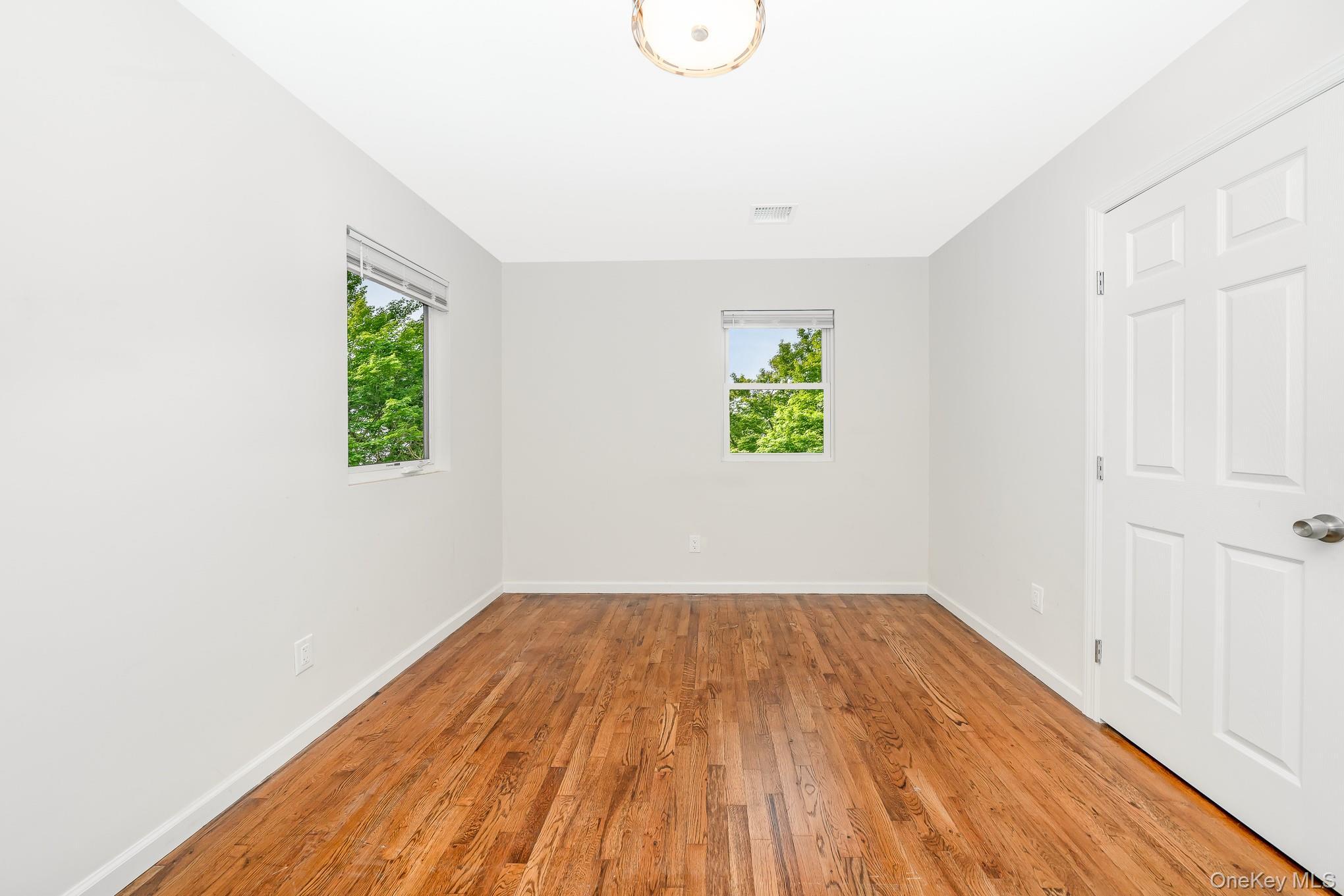 Single Family Pinetop Suffolk County, NY 11967, MLS-895748-7