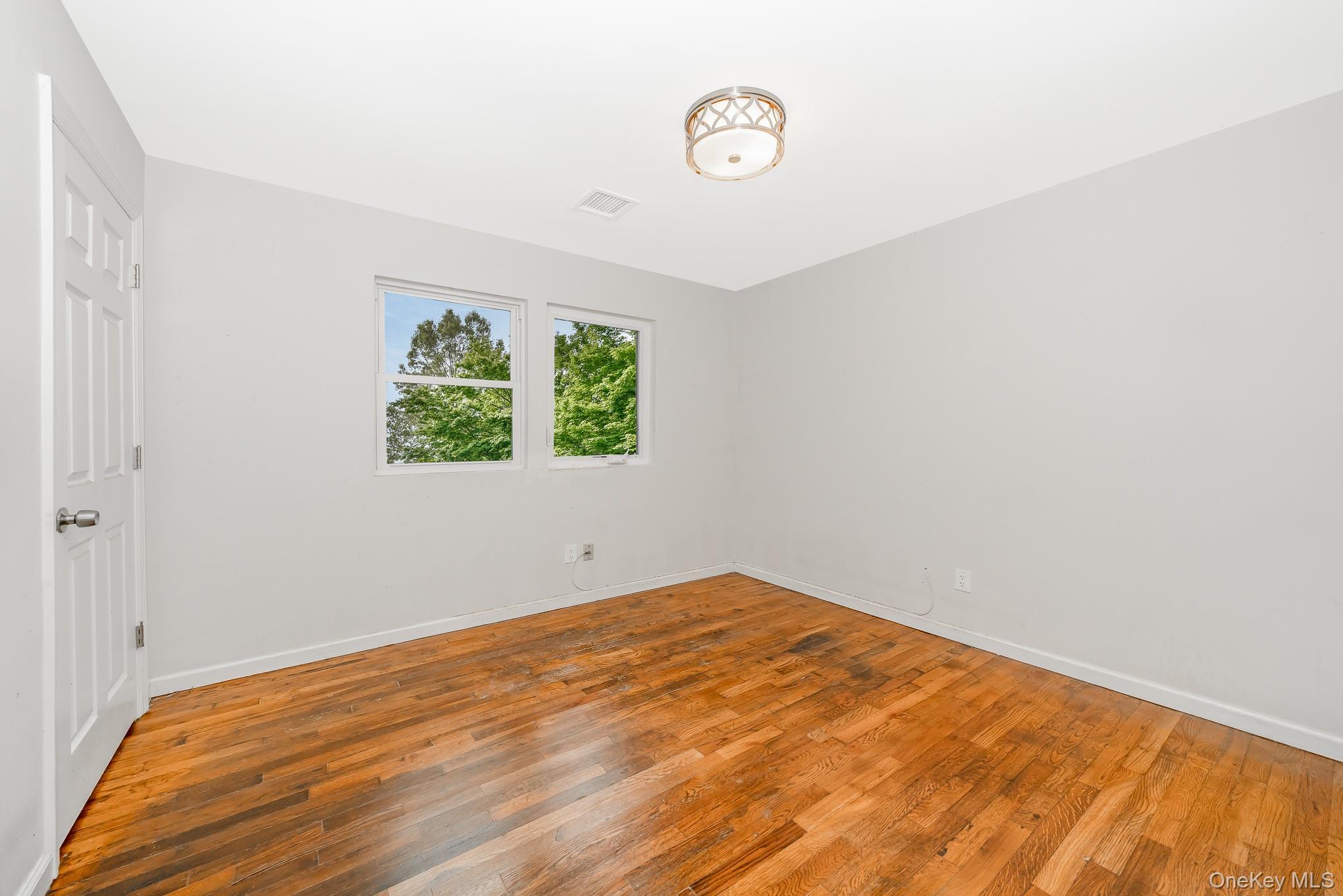 Single Family Pinetop Suffolk County, NY 11967, MLS-895748-8