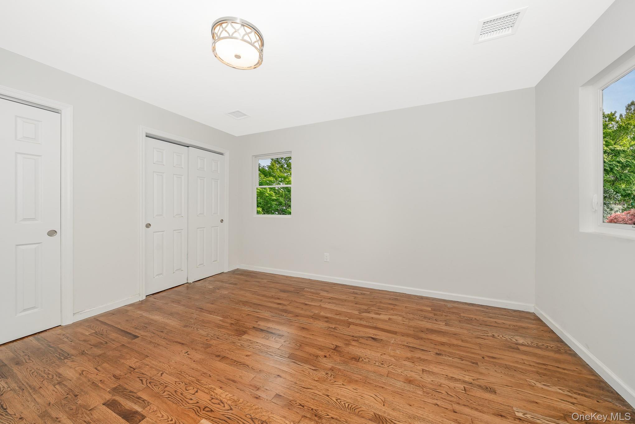 Single Family Pinetop Suffolk County, NY 11967, MLS-895748-9