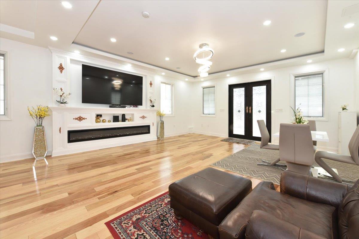 Single Family Somerset Queens, NY 11432, MLS-895753-2