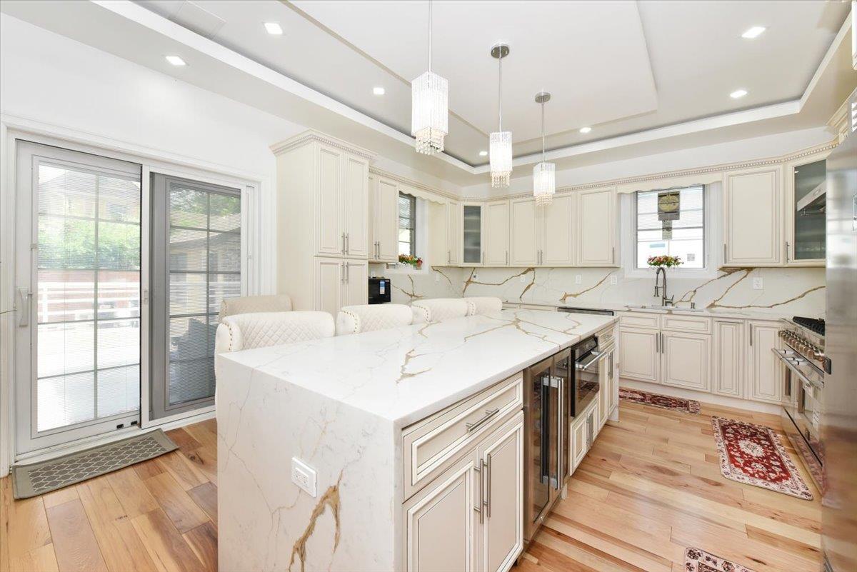 Single Family Somerset Queens, NY 11432, MLS-895753-4