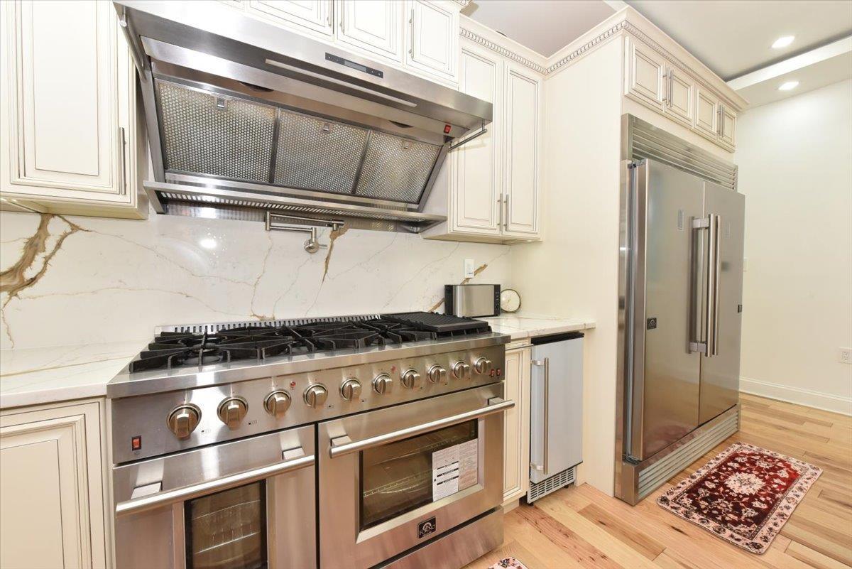 Single Family Somerset Queens, NY 11432, MLS-895753-6