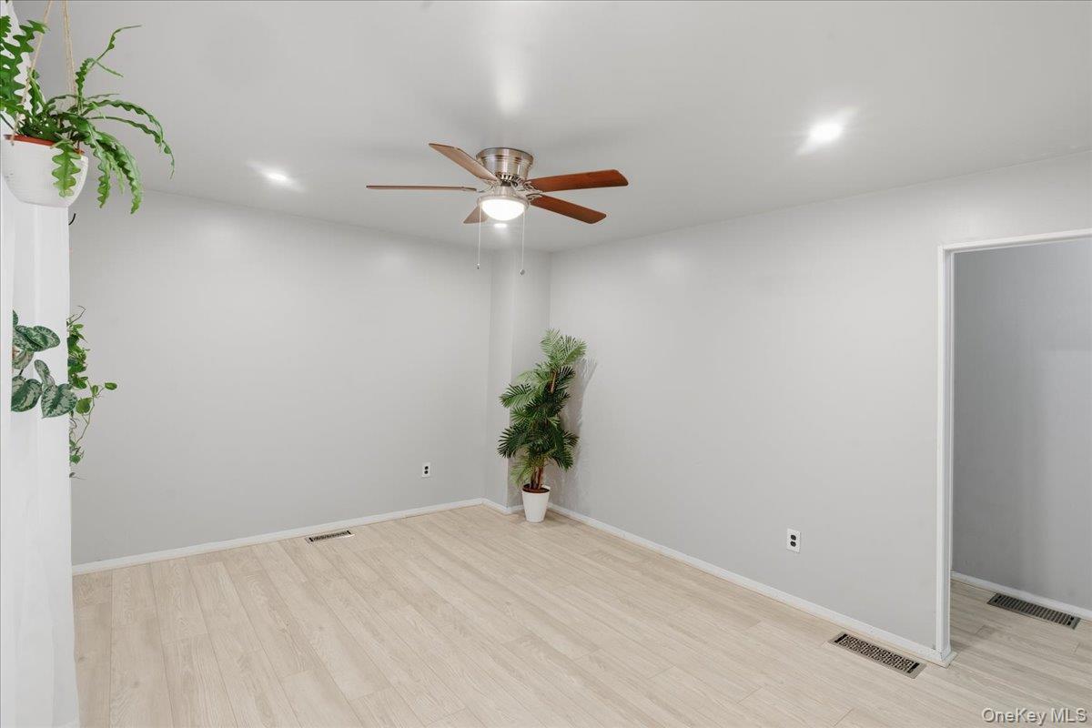 Single Family George Suffolk County, NY 11950, MLS-895787-13