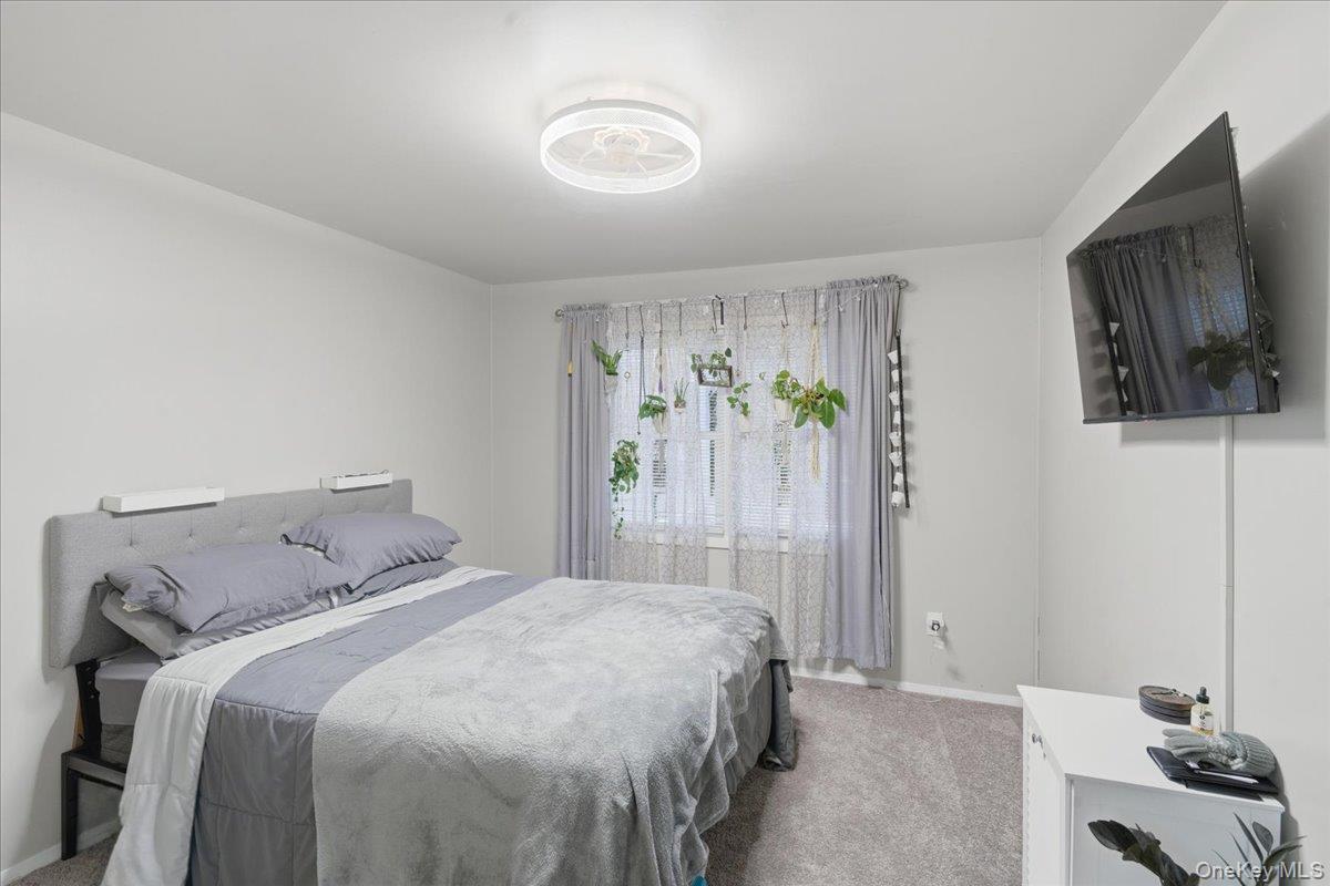 Single Family George Suffolk County, NY 11950, MLS-895787-16