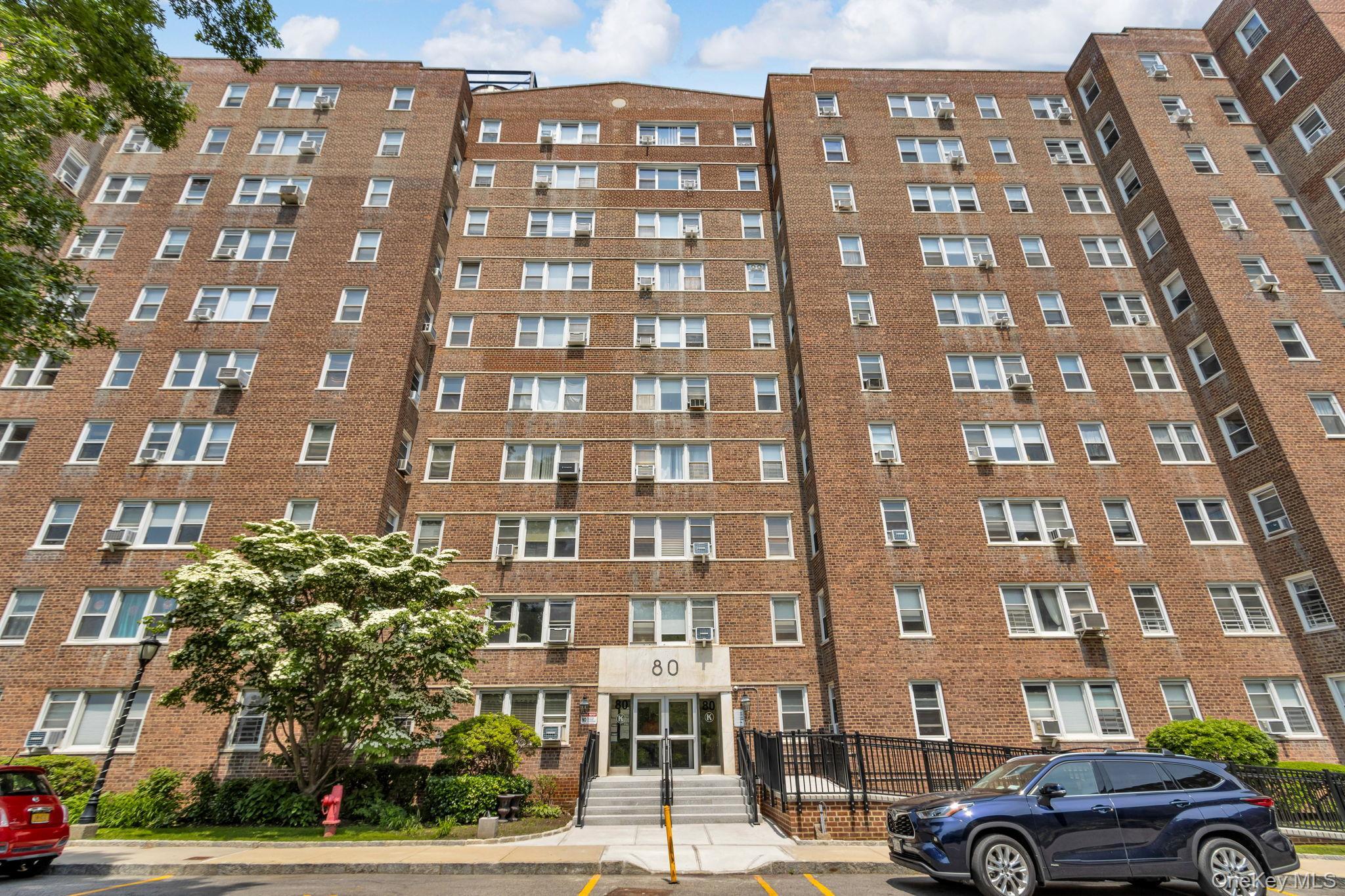 Coop Knolls Bronx, NY 10463, MLS-895794-11