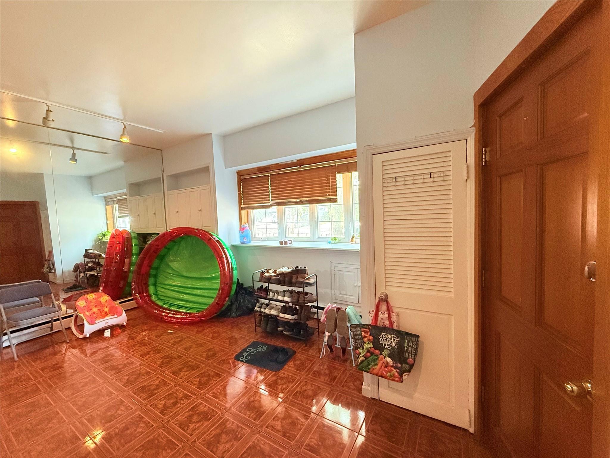 Single Family Sackett Bronx, NY 10462, MLS-895797-25