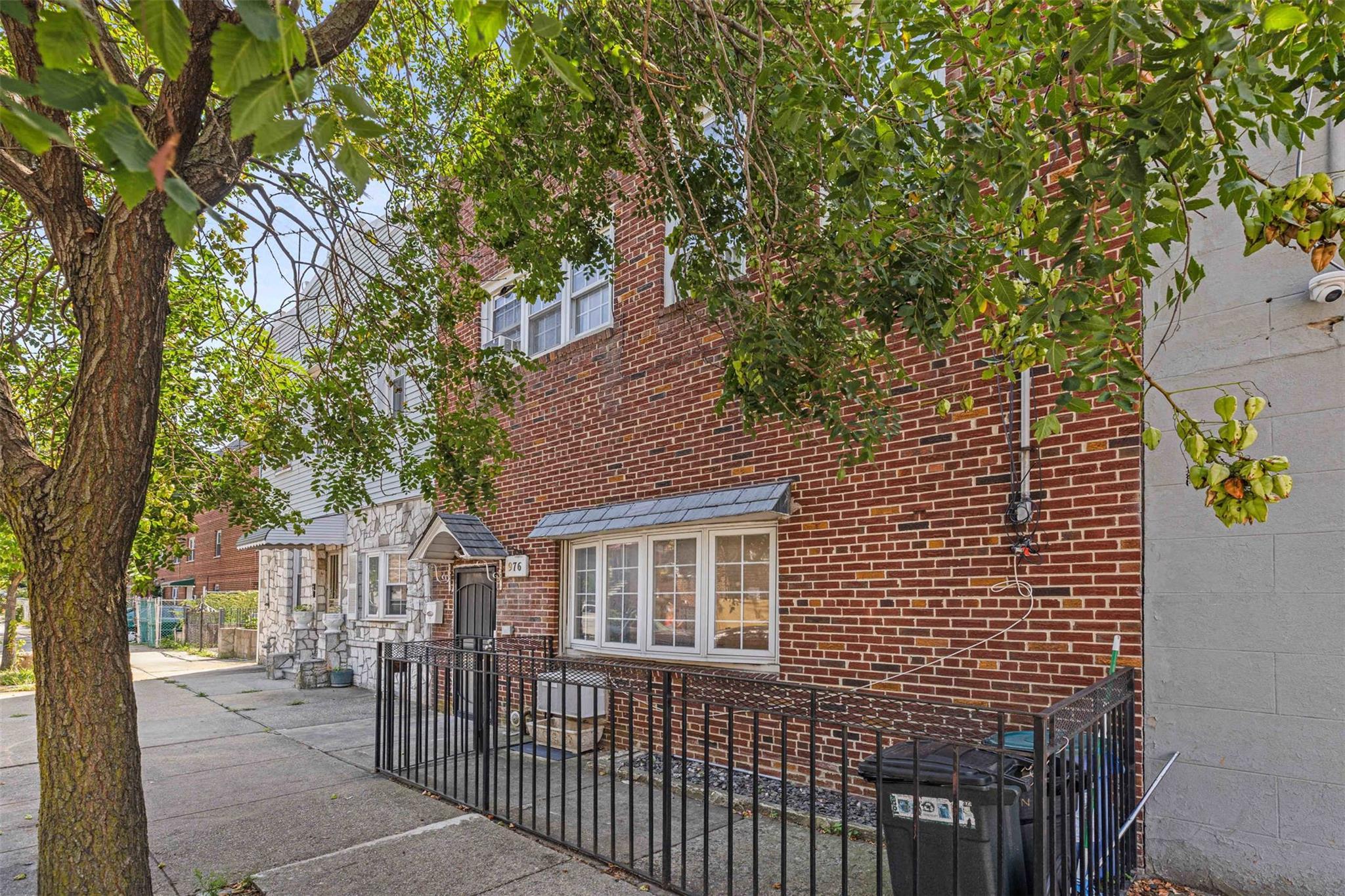 Single Family Sackett Bronx, NY 10462, MLS-895797-3