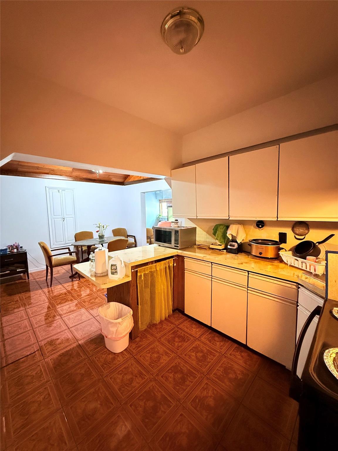 Single Family Sackett Bronx, NY 10462, MLS-895797-32