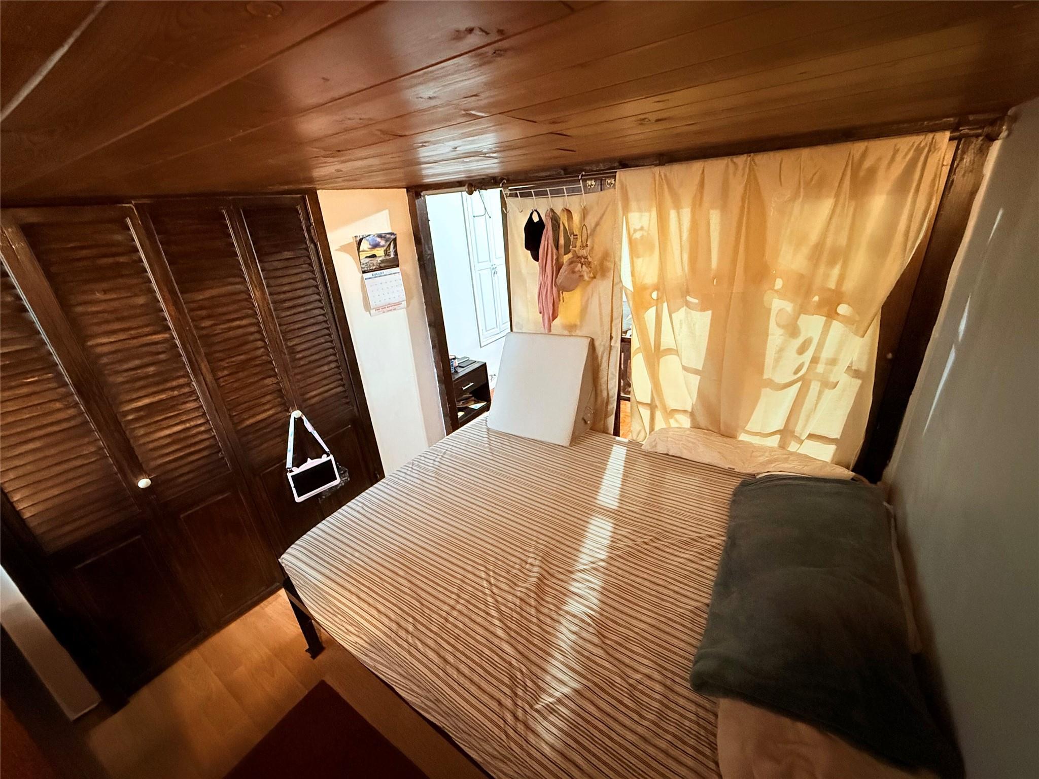 Single Family Sackett  Bronx, NY 10462, MLS-895797-37