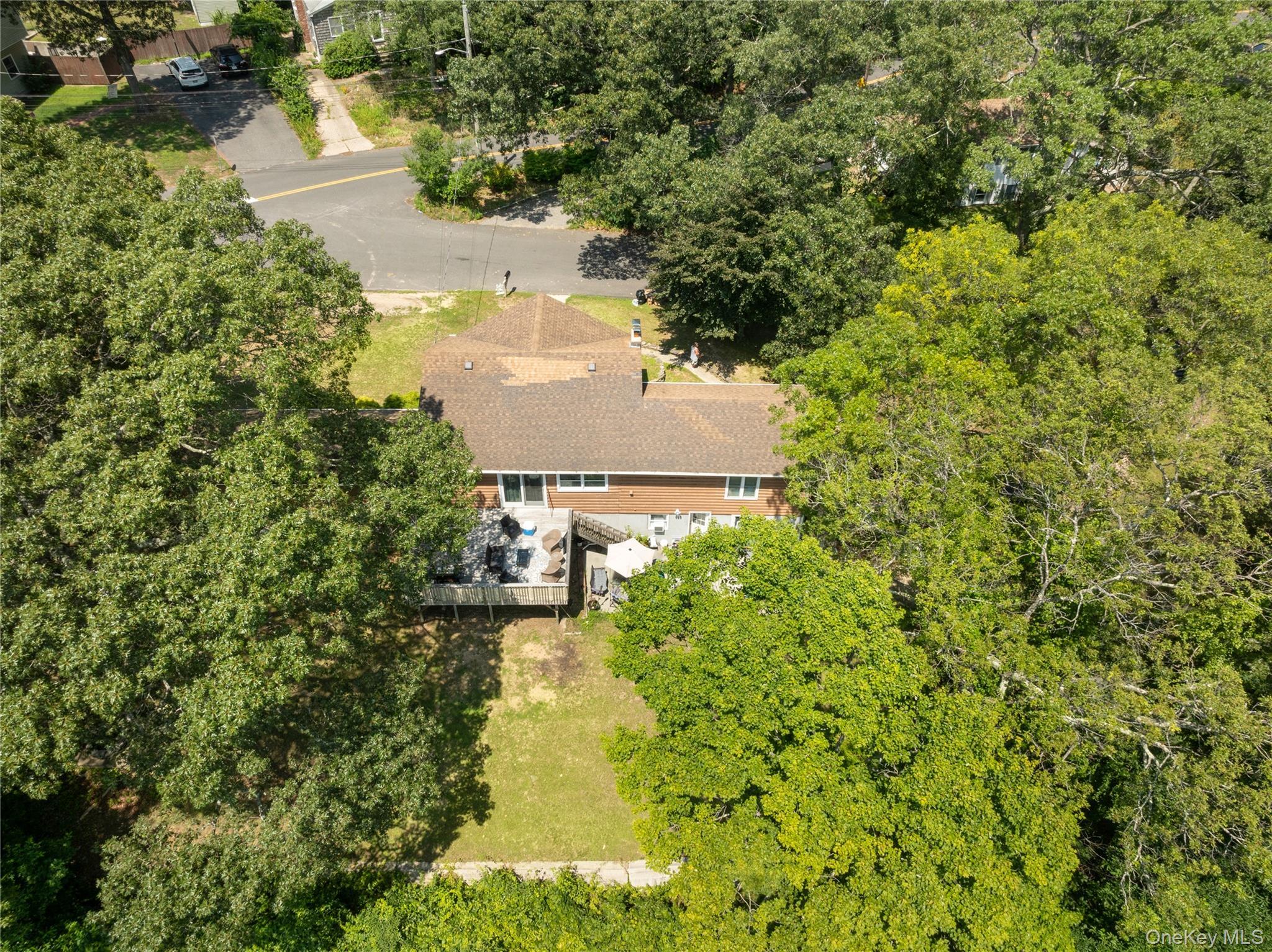 Single Family Garden Suffolk County, NY 11778, MLS-895821-11