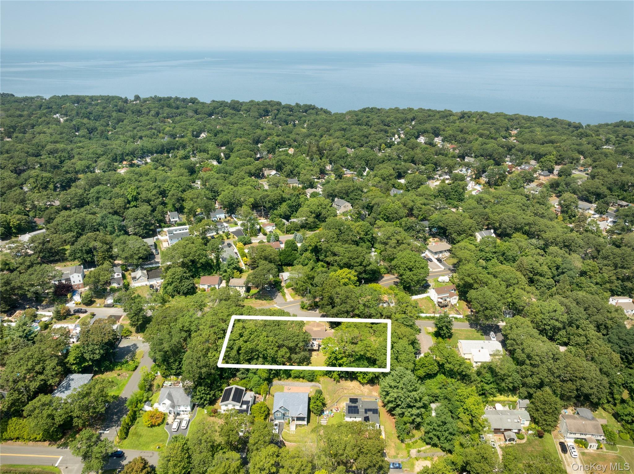 Single Family Garden Suffolk County, NY 11778, MLS-895821-15