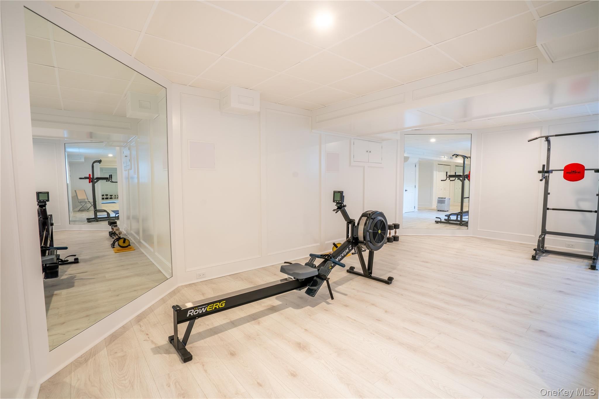 Single Family Main Suffolk County, NY 11957, MLS-895848-14