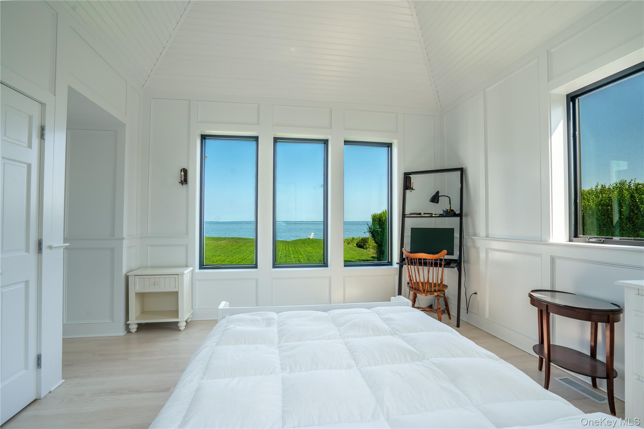 Single Family Main Suffolk County, NY 11957, MLS-895848-15