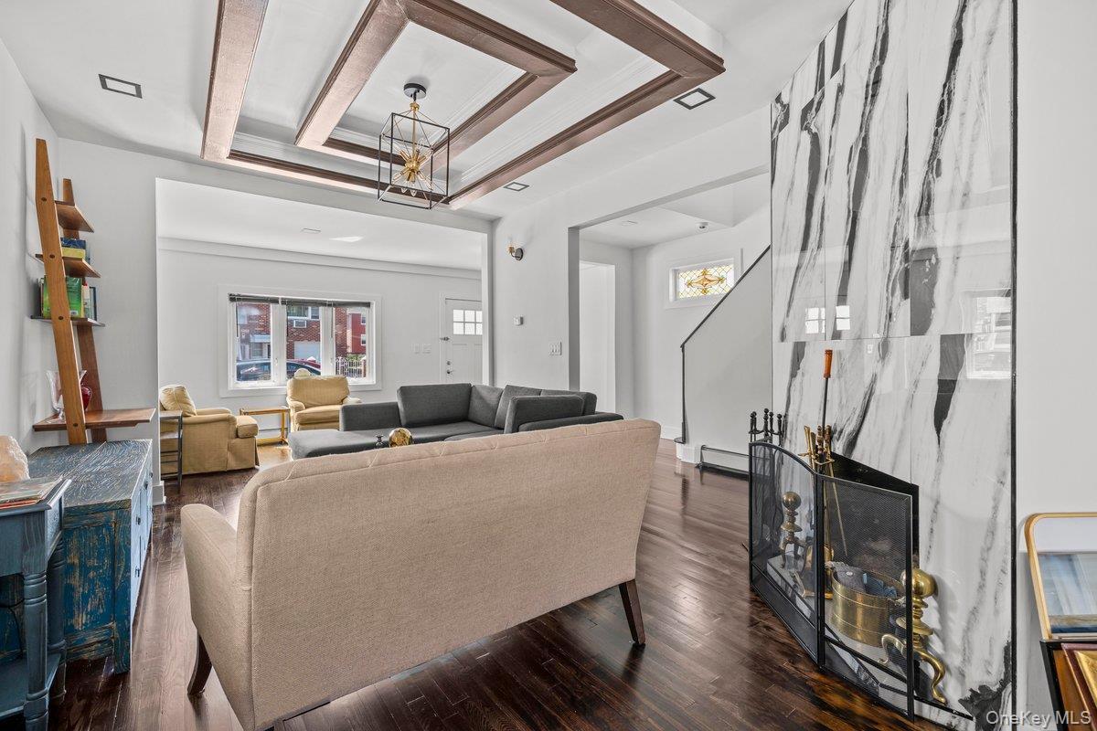 Single Family Clarence  Bronx, NY 10465, MLS-895881-10