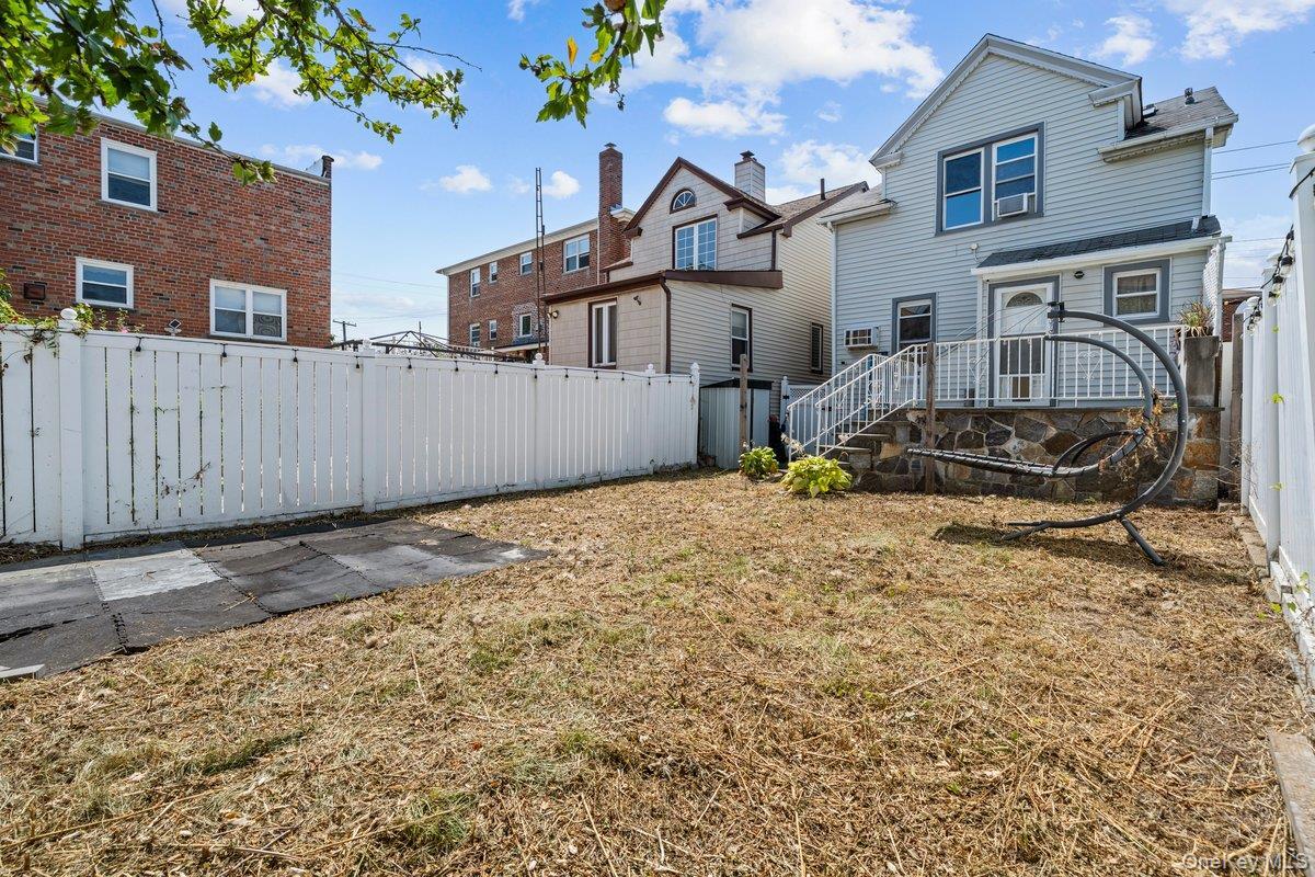 Single Family Clarence  Bronx, NY 10465, MLS-895881-30