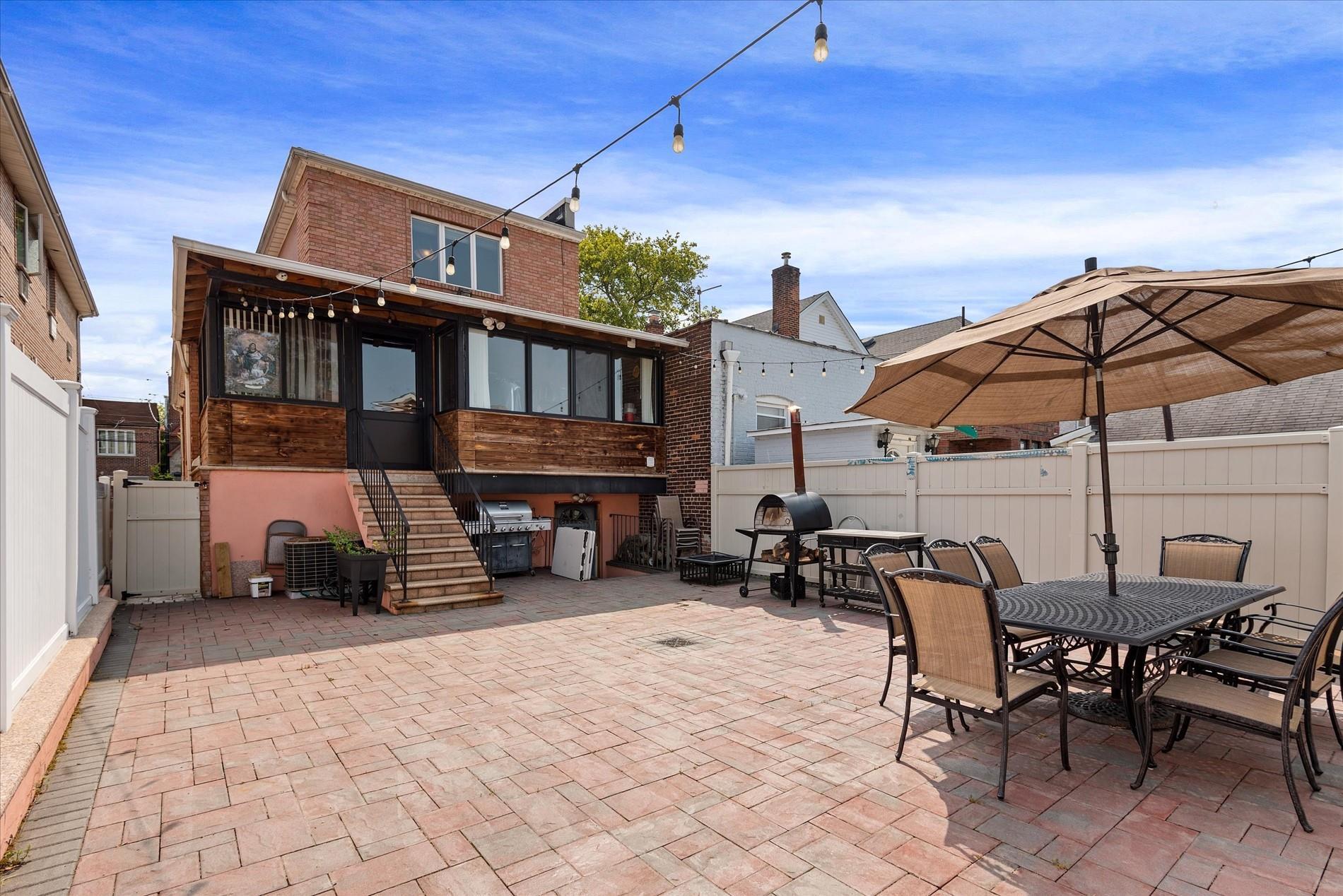 Single Family 74th  Queens, NY 11370, MLS-895926-20