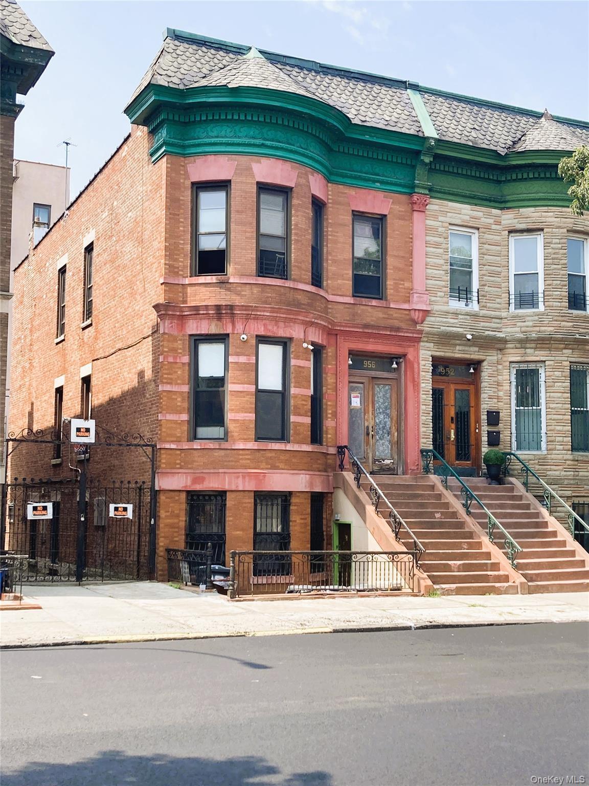 Single Family 156th  Bronx, NY 10455, MLS-895938-2