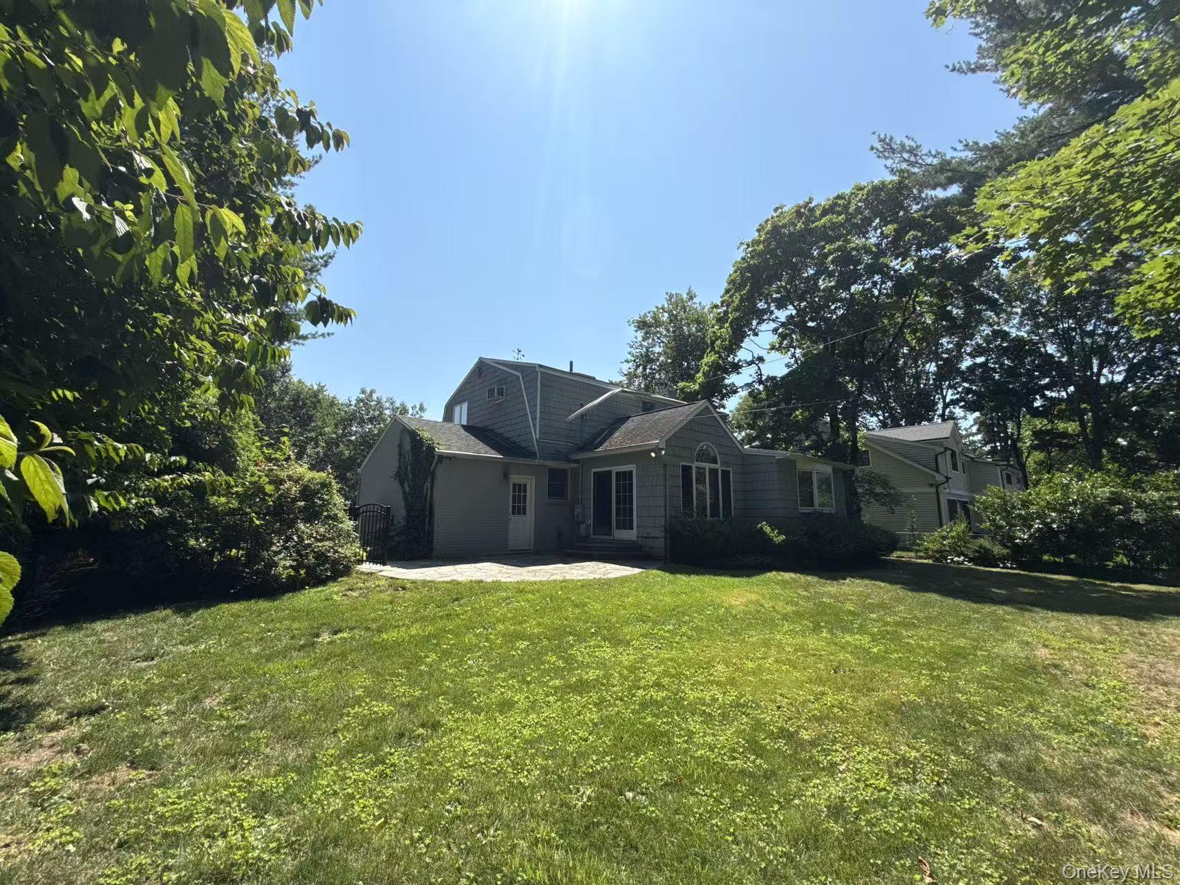 Single Family Oakdale Nassau County, NY 11577, MLS-896022-26