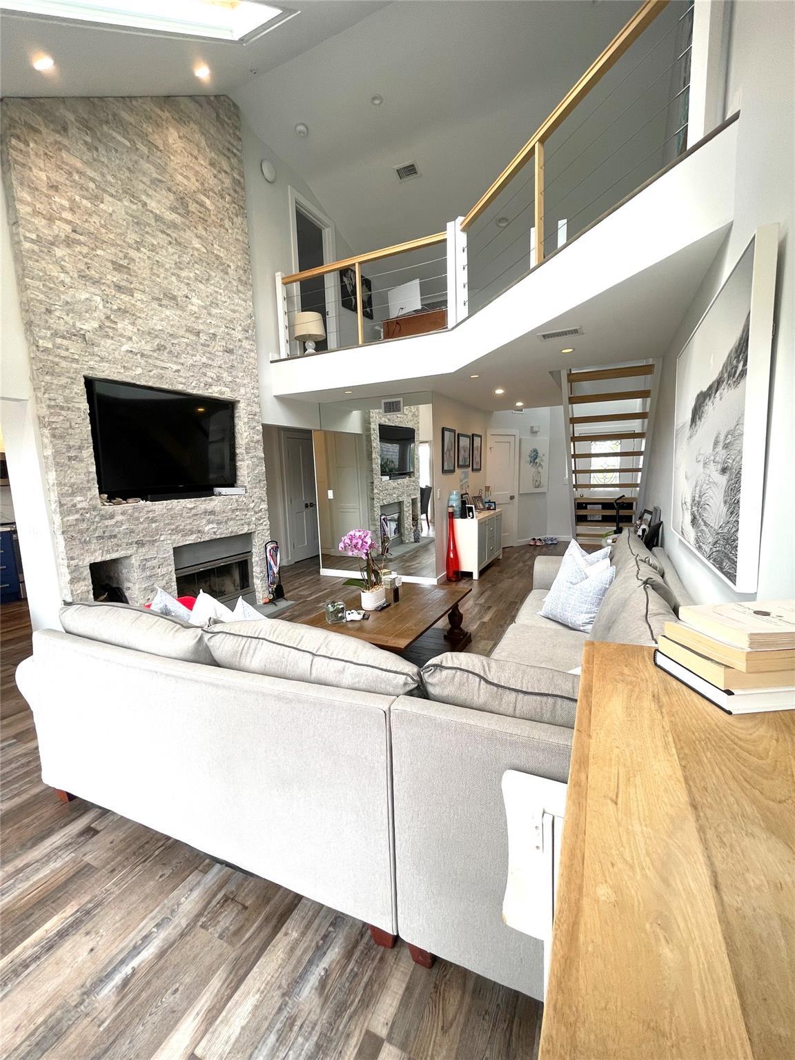 Condo Pameeches Path  Suffolk County, NY 11940, MLS-896048-3