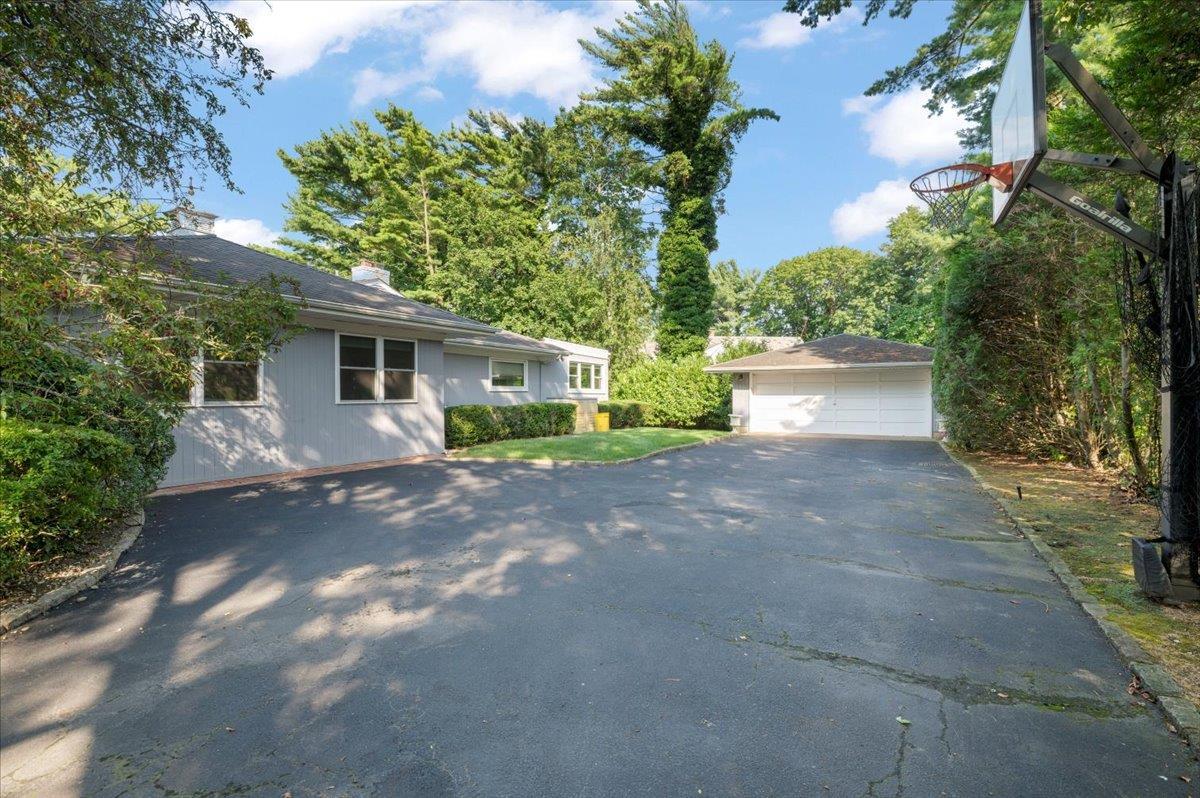 Single Family Ocean Nassau County, NY 11559, MLS-896054-36