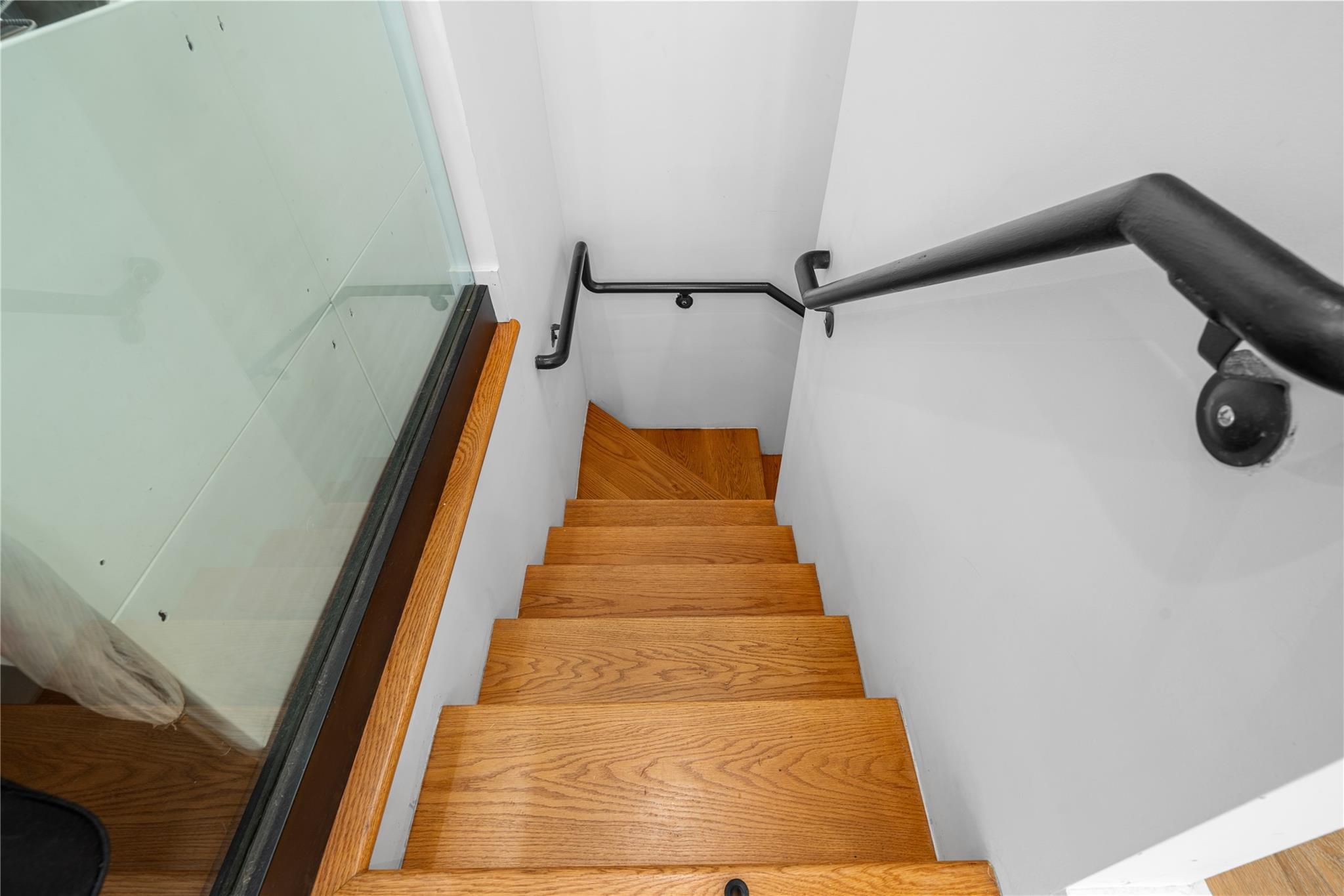 Condo 32nd  Queens, NY 11101, MLS-896071-19