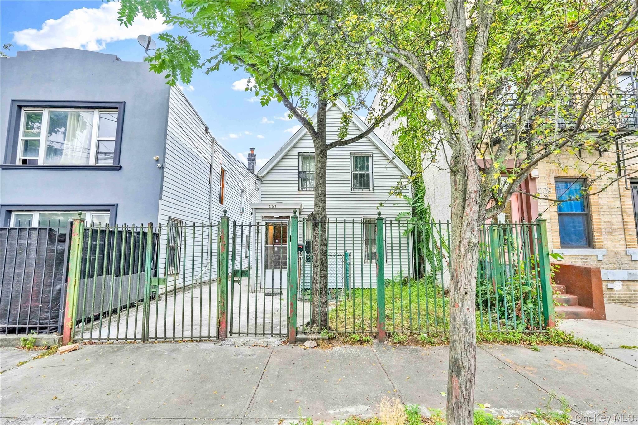 Single Family Bradford  Brooklyn, NY 11207, MLS-896102-29