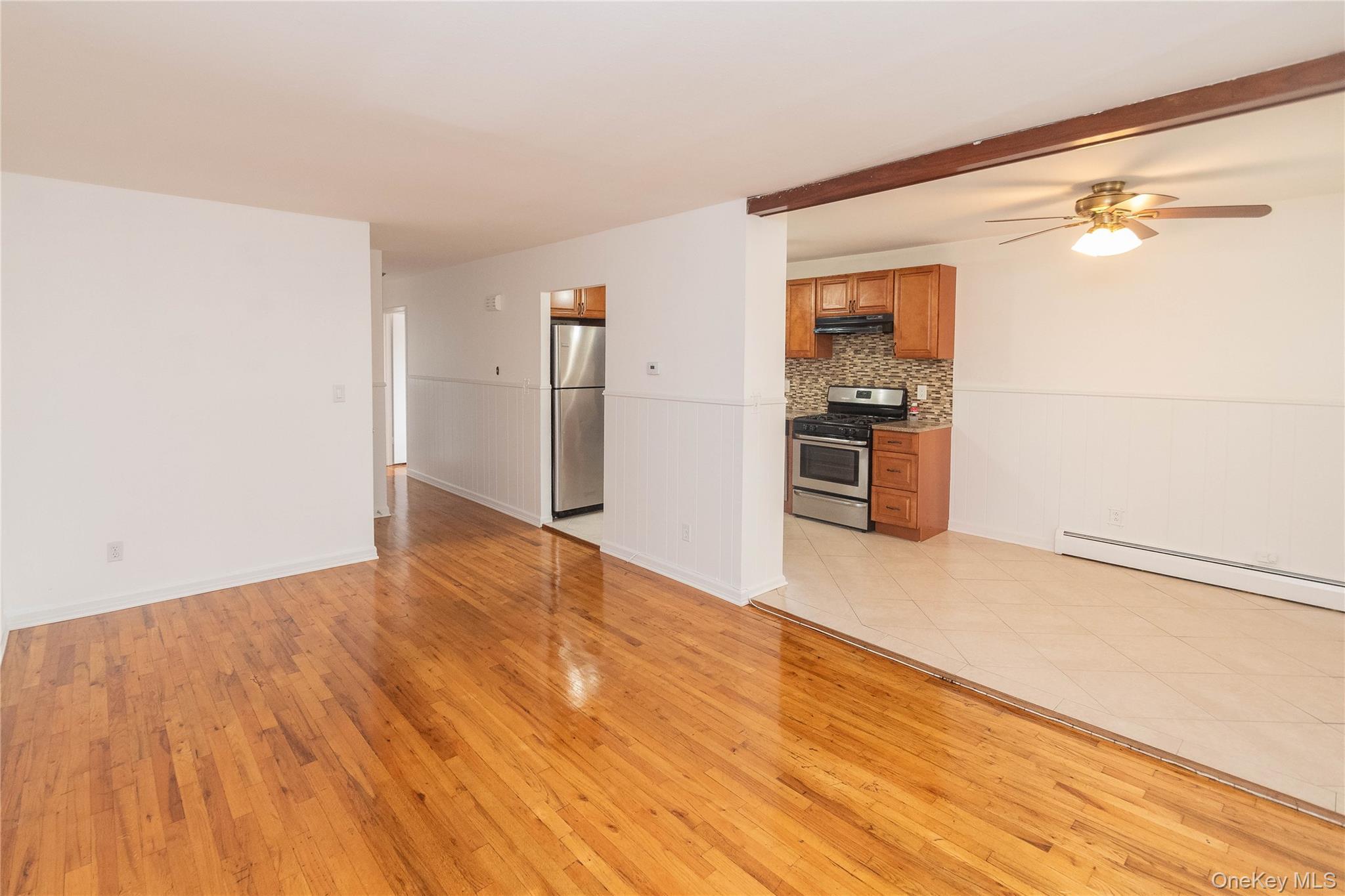 Single Family Vincent  Bronx, NY 10465, MLS-896141-10