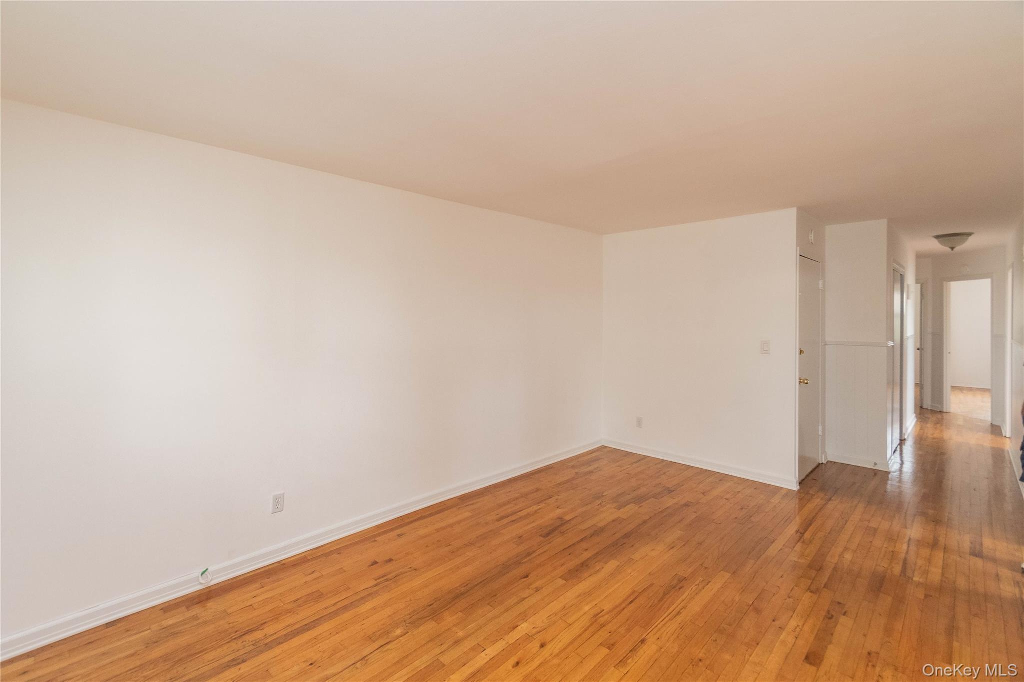 Single Family Vincent  Bronx, NY 10465, MLS-896141-11