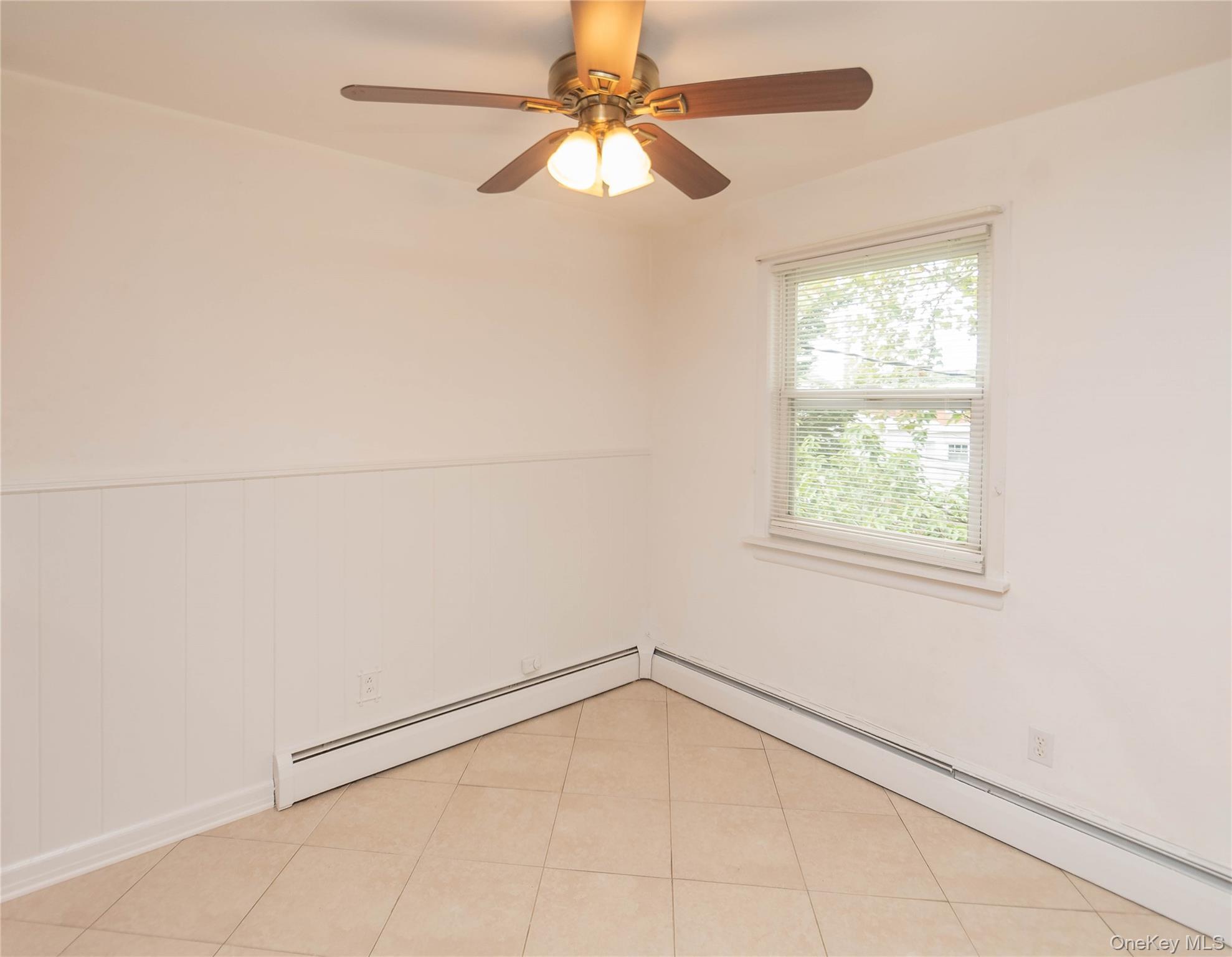 Single Family Vincent  Bronx, NY 10465, MLS-896141-13