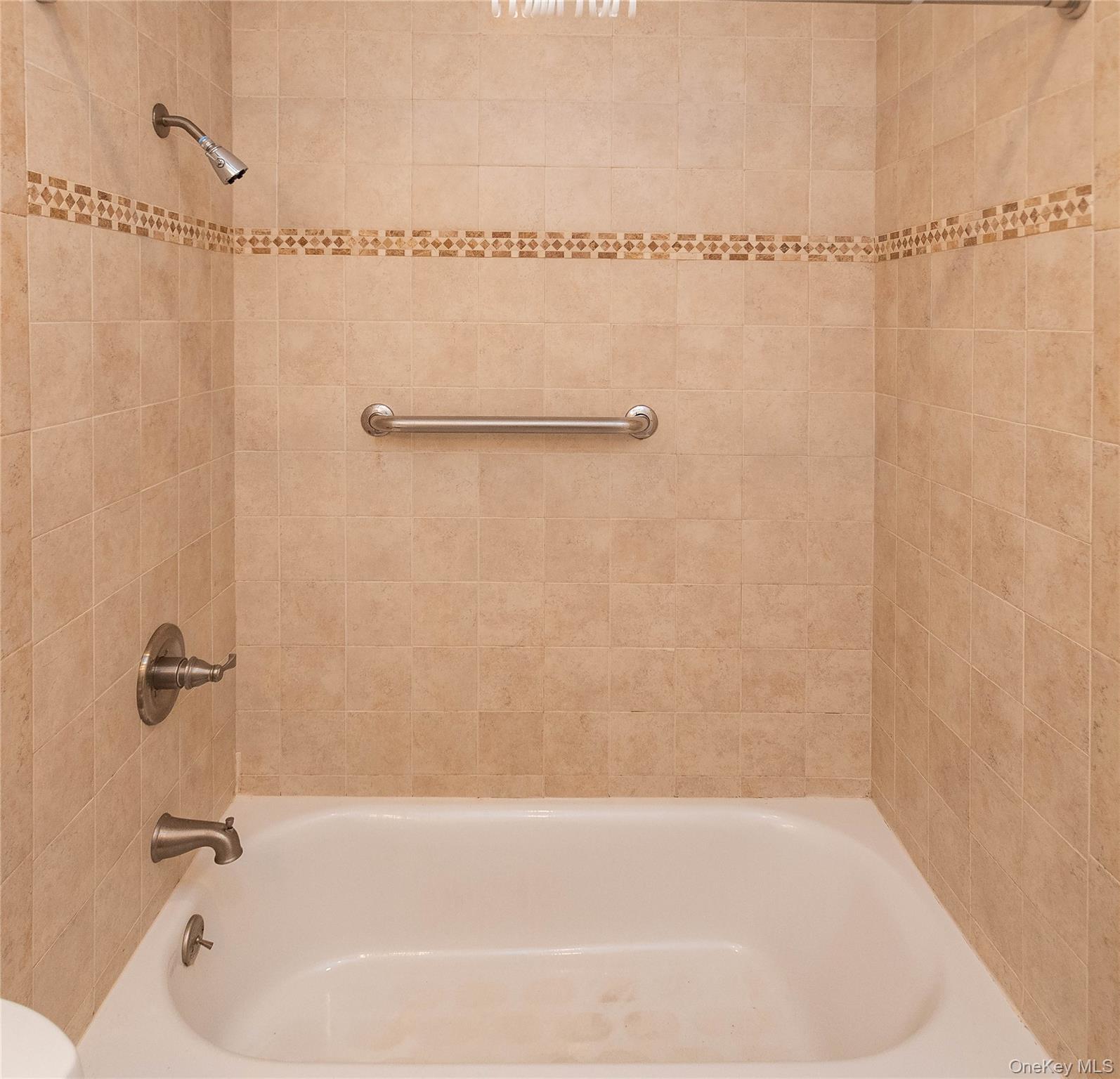 Single Family Vincent  Bronx, NY 10465, MLS-896141-30