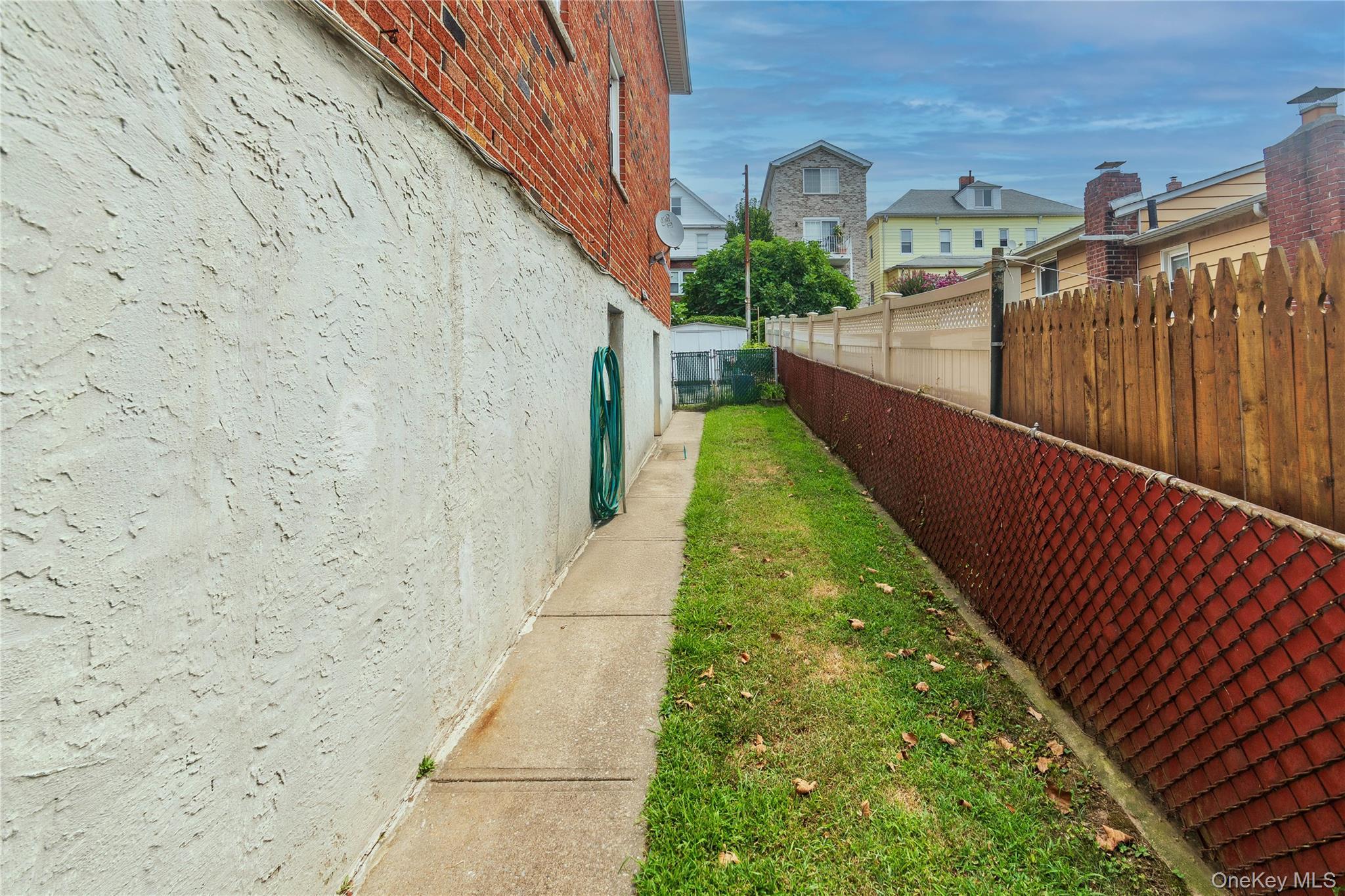 Single Family Vincent  Bronx, NY 10465, MLS-896141-31