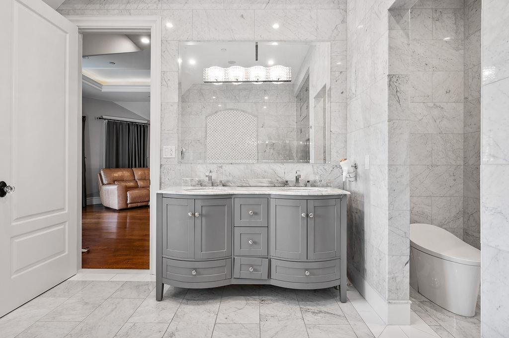 Single Family 60th  Queens, NY 11362, MLS-896180-23