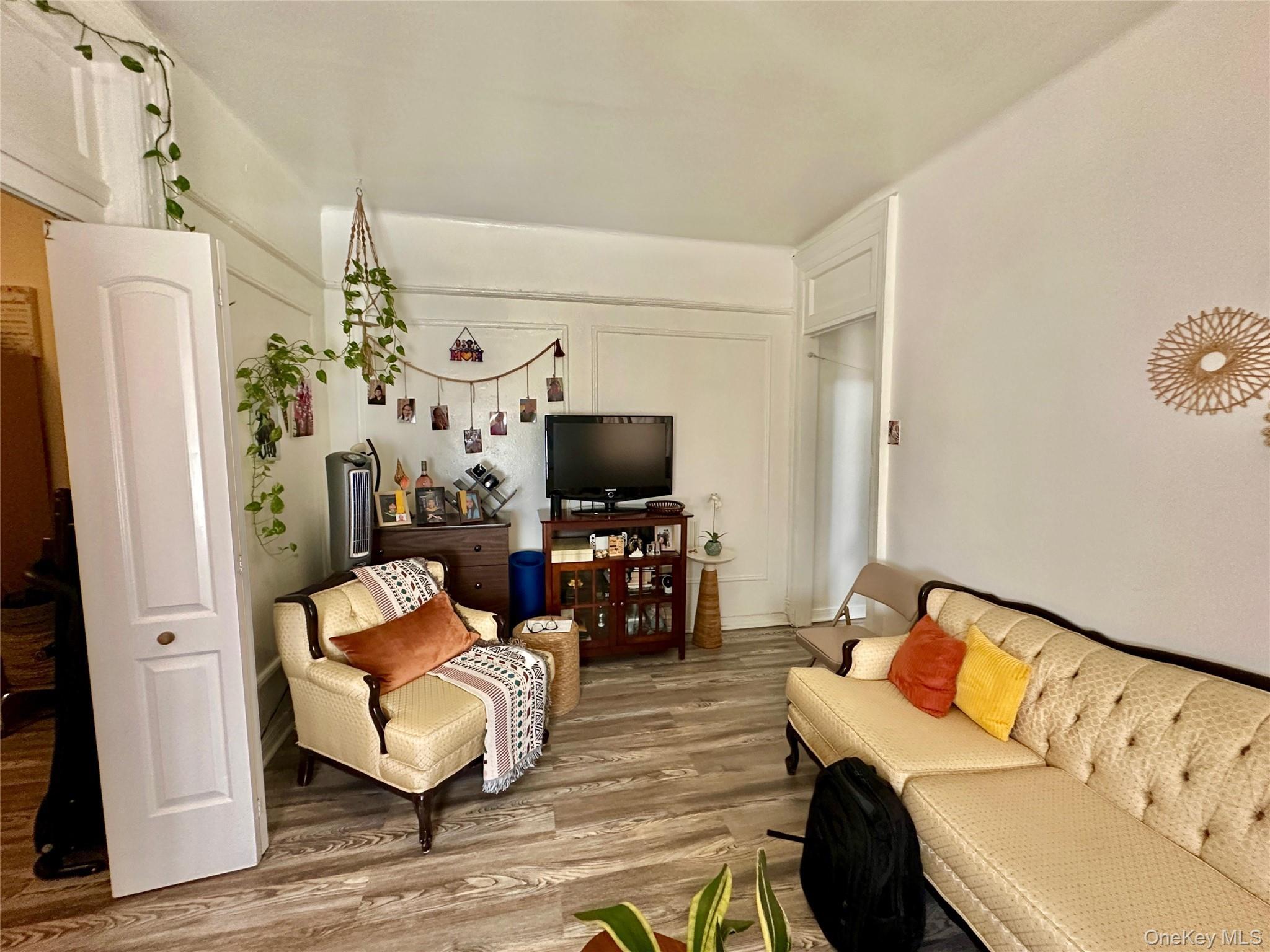 Coop 160th  Manhattan, NY 10032, MLS-896182-4