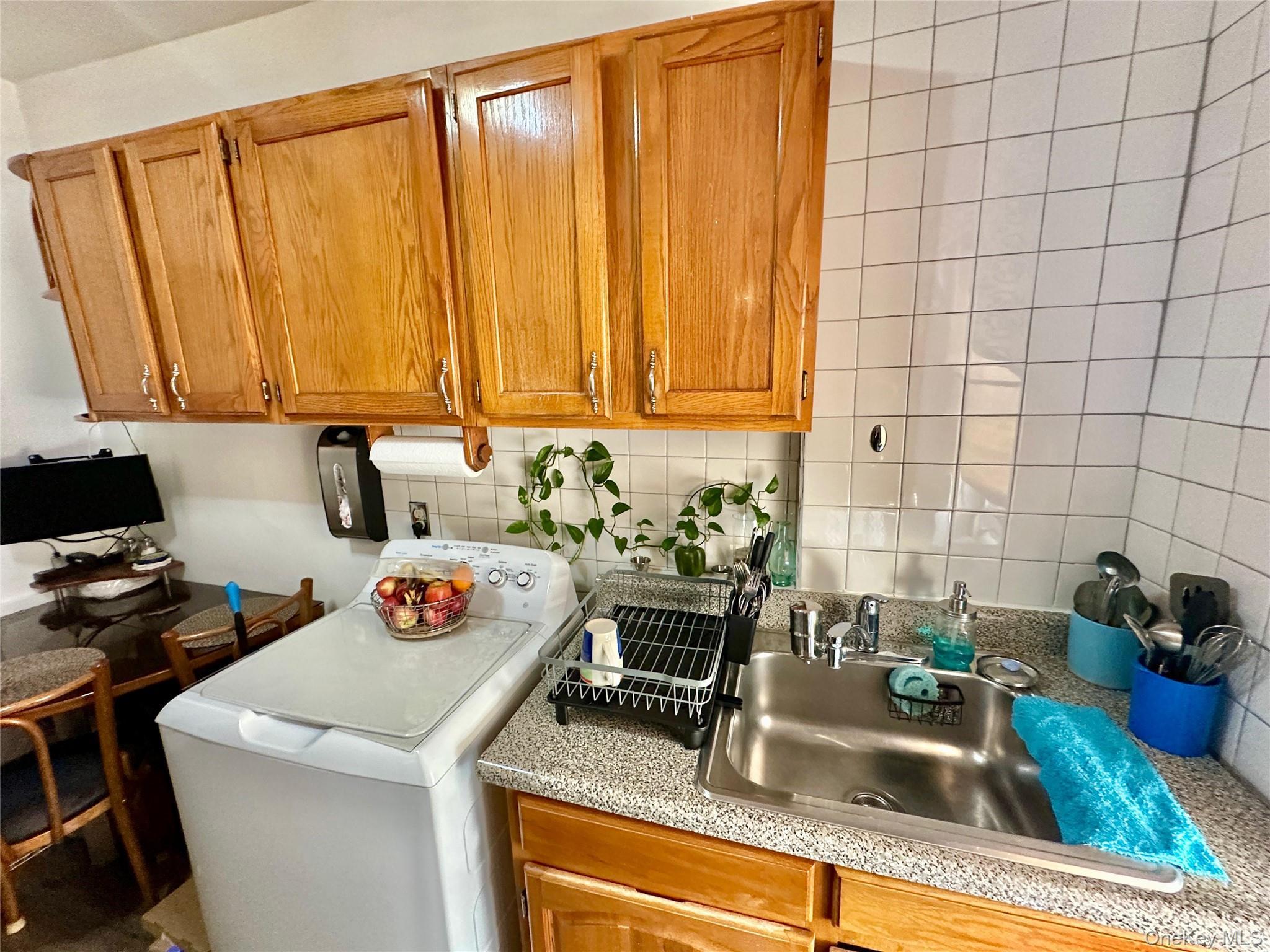 Coop 160th  Manhattan, NY 10032, MLS-896182-7