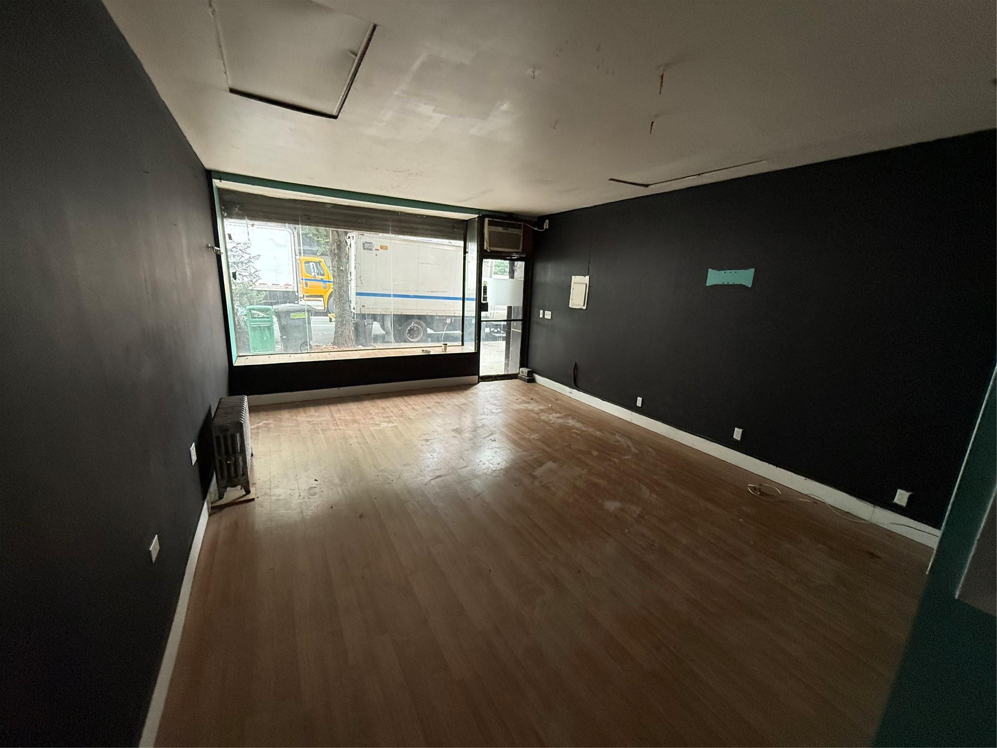 Commercial Lease Franklin  Brooklyn, NY 11225, MLS-896184-3