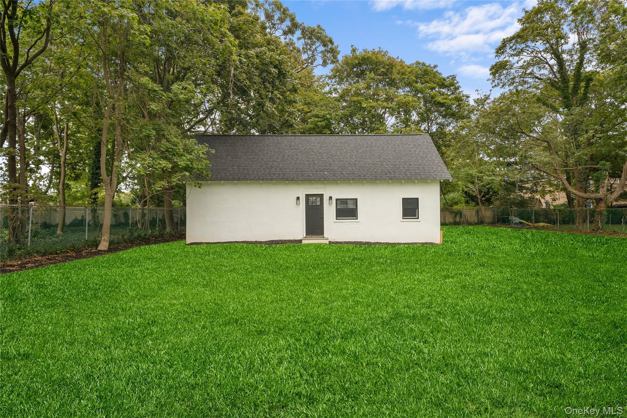 Single Family Fairview Suffolk County, NY 11705, MLS-896230-31