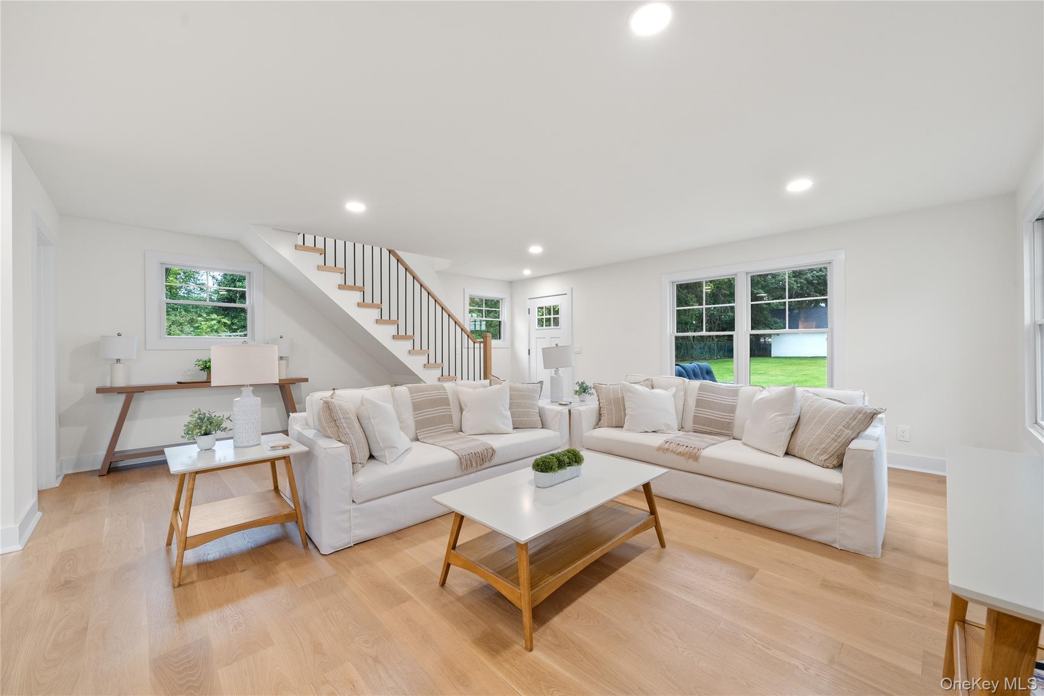 Single Family Fairview Suffolk County, NY 11705, MLS-896230-7