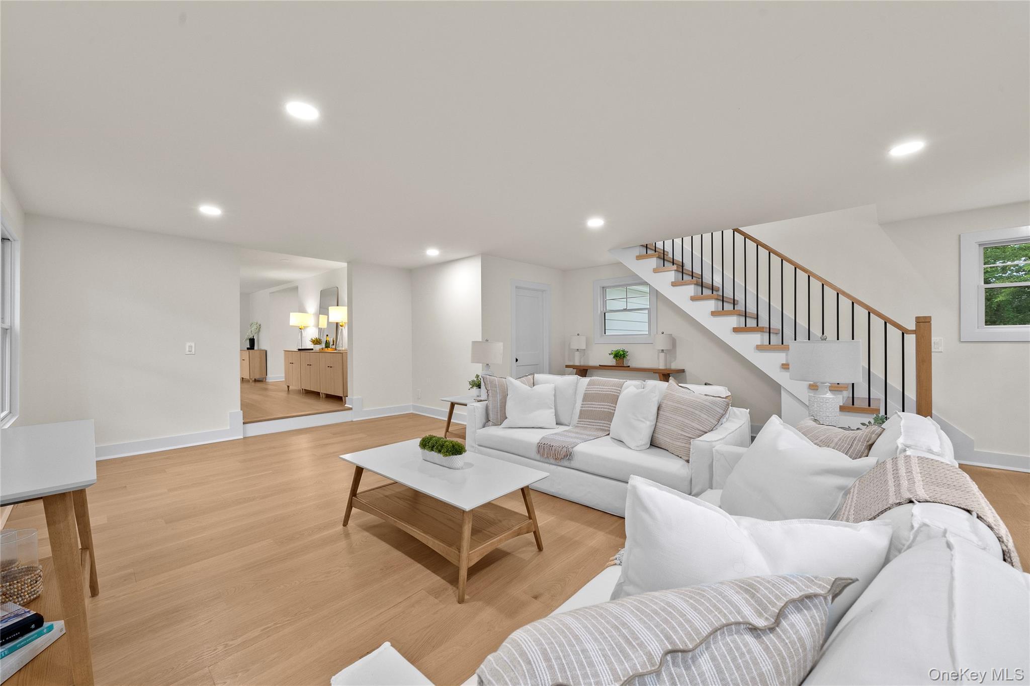 Single Family Fairview Suffolk County, NY 11705, MLS-896230-8