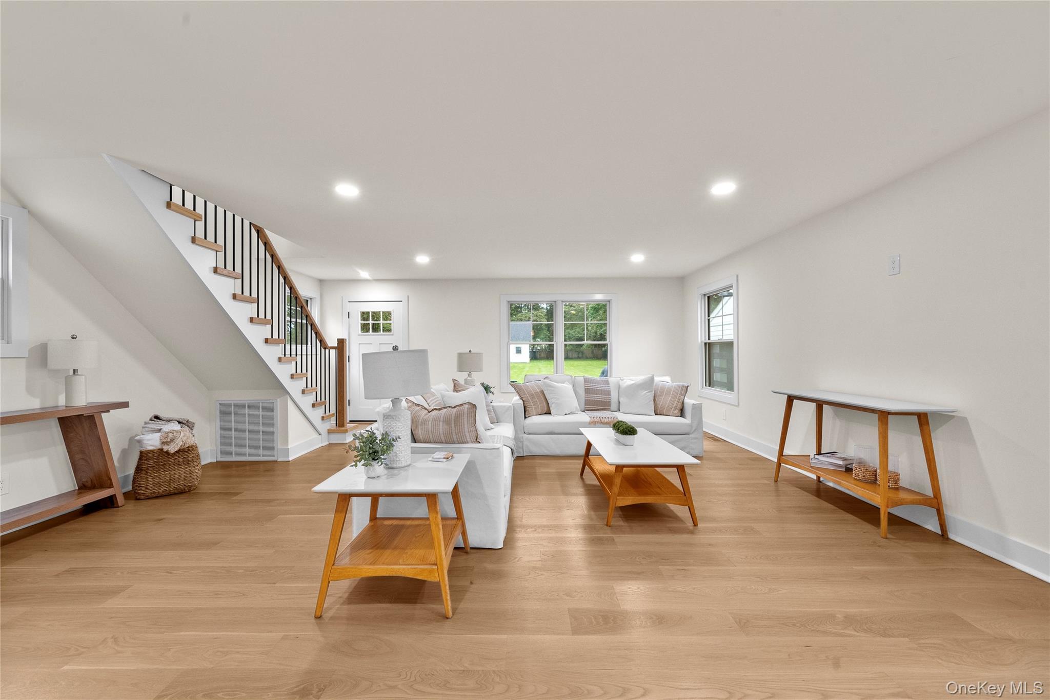 Single Family Fairview Suffolk County, NY 11705, MLS-896230-9