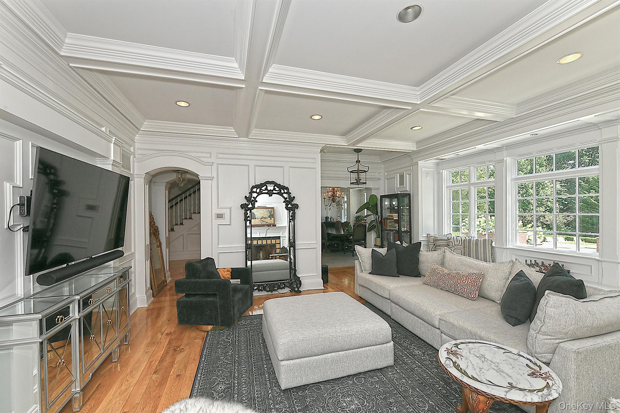 Single Family Round Swamp Suffolk County, NY 11747, MLS-896248-16